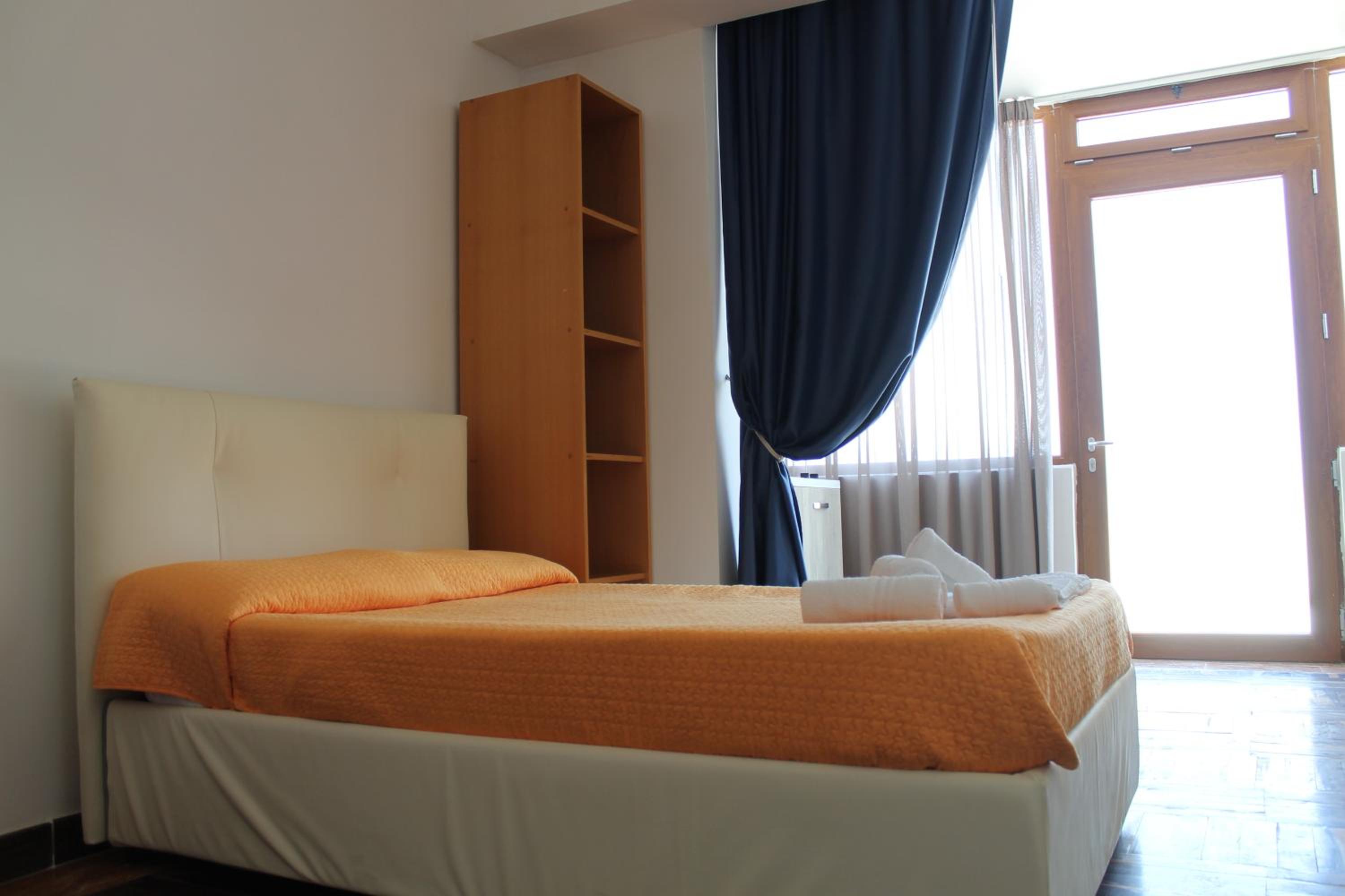 B&B Palazzo Manfredi Vieste, Fronte mare con Parcheggio