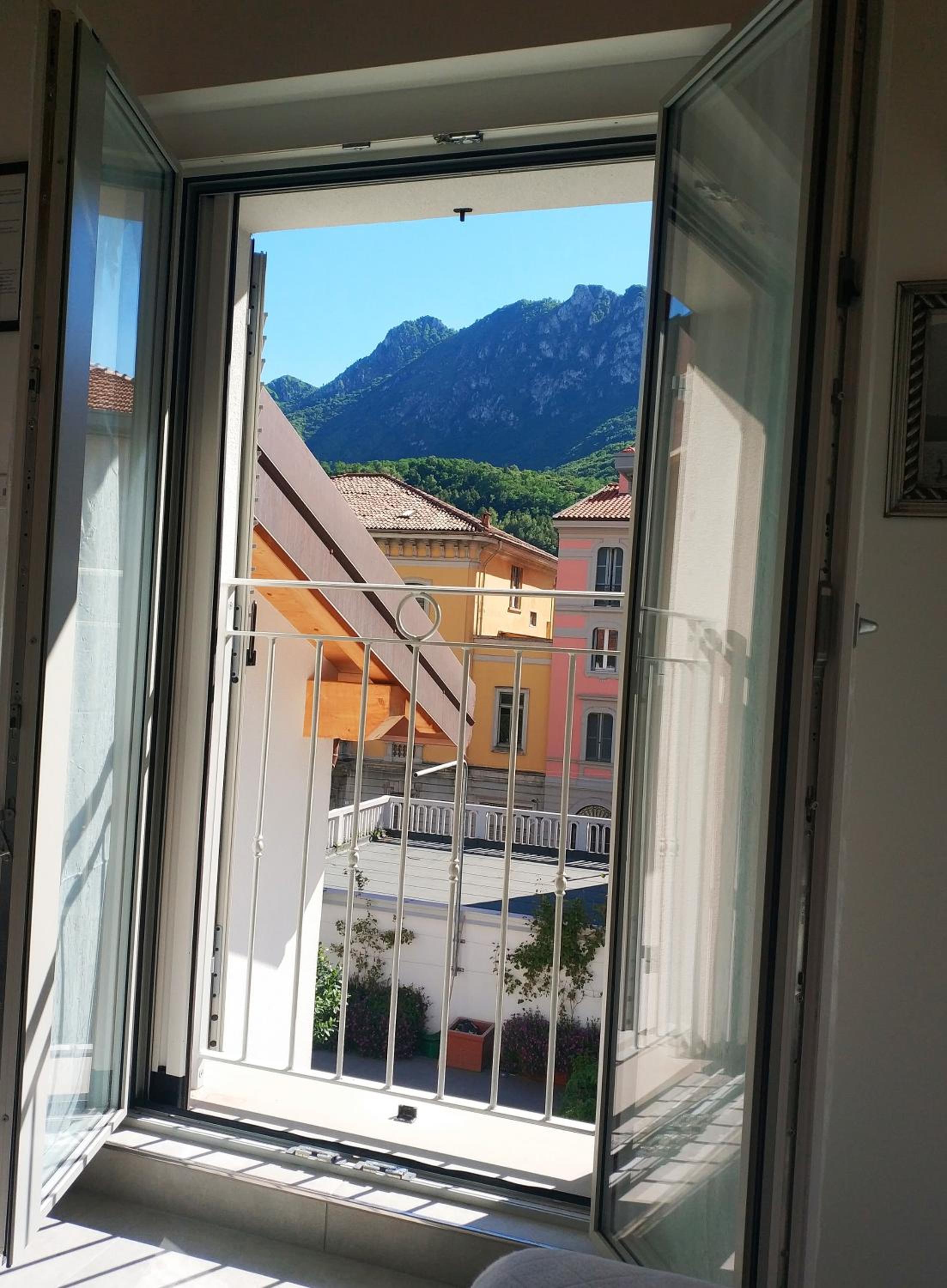 sweet homes view 4