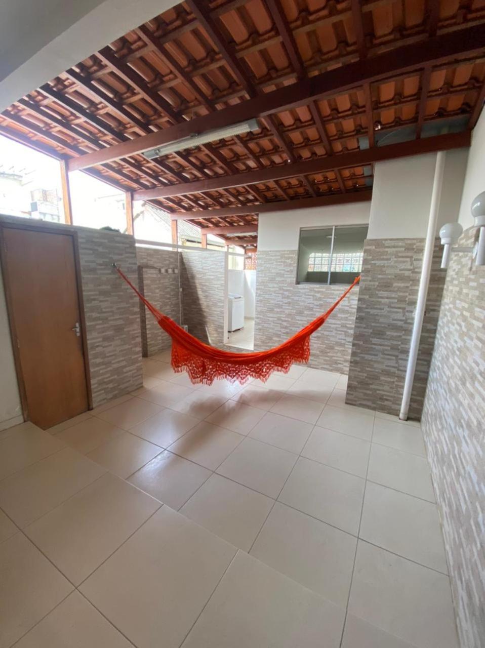 Apartamento para pessoas de família ou a negócio, Ap Grande 3 quartos no Brás próximo igreja Mundial,mercado municipal, 25 de março, templo Salomão, metro 