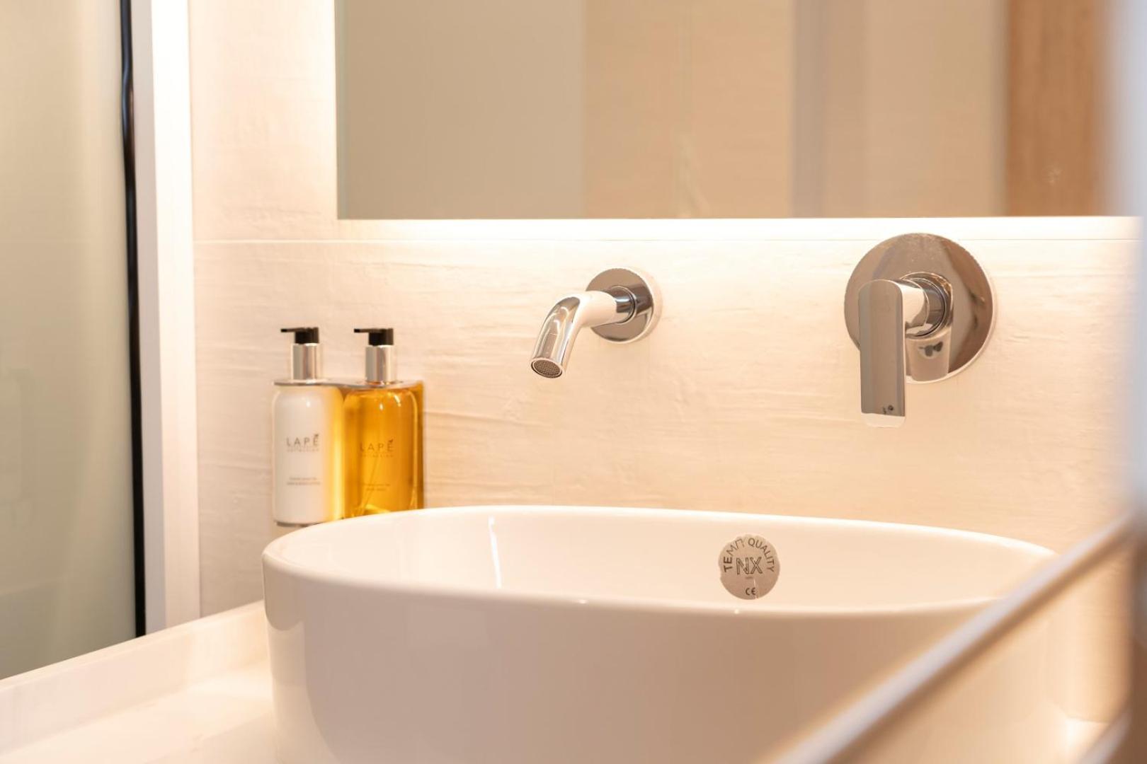 Mirablue Luxury Residences