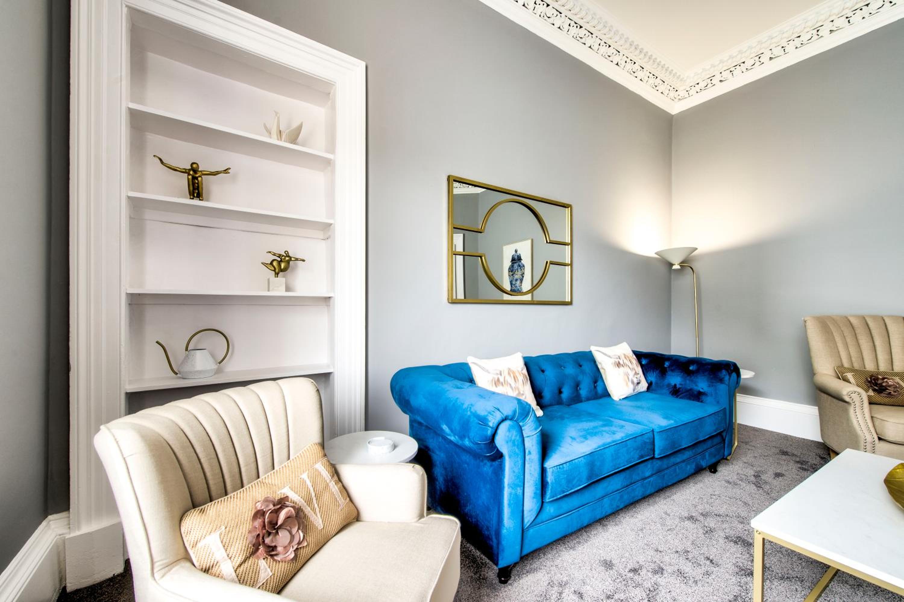 Lothian Road - perfect city centre location. view 3