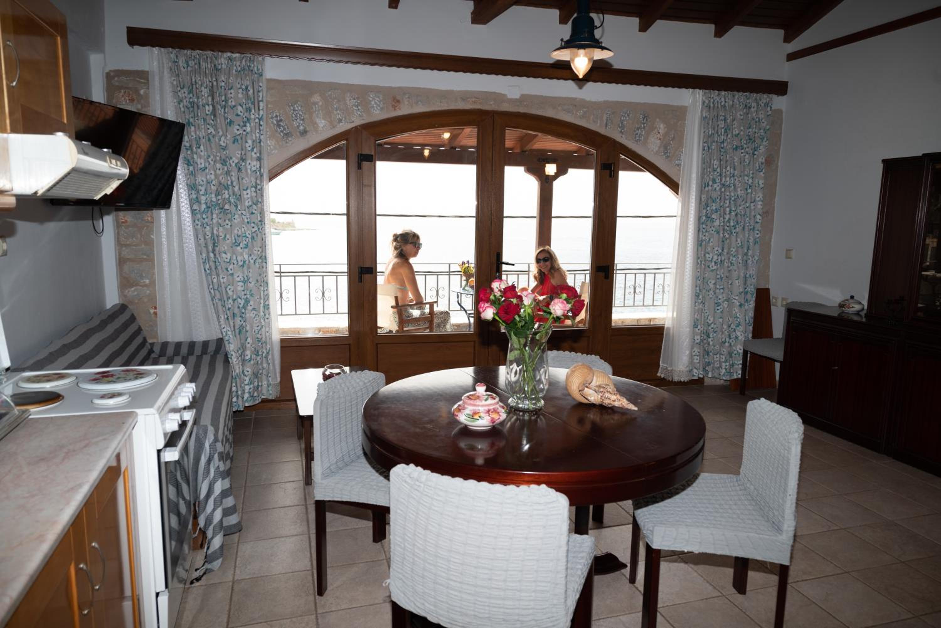 Sophia Limeni Apartments and Studios view 5