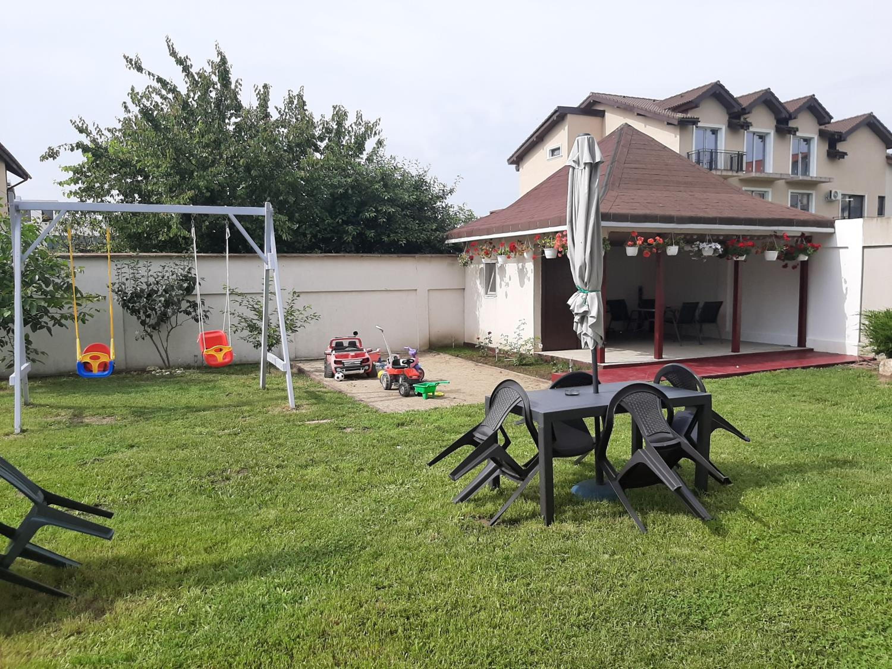 Photo 43