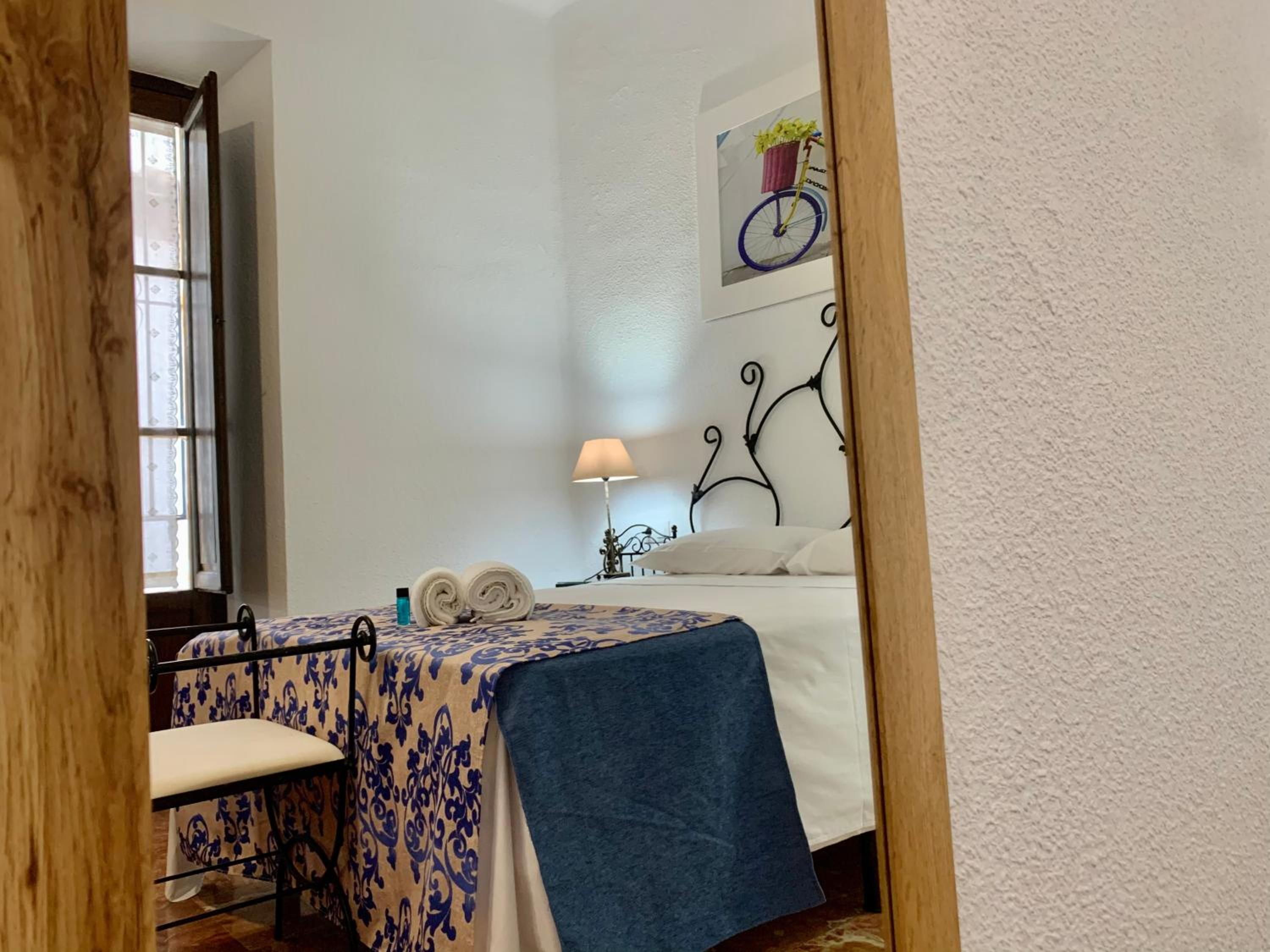 Apartamentos La Casa del Azafrán view 3