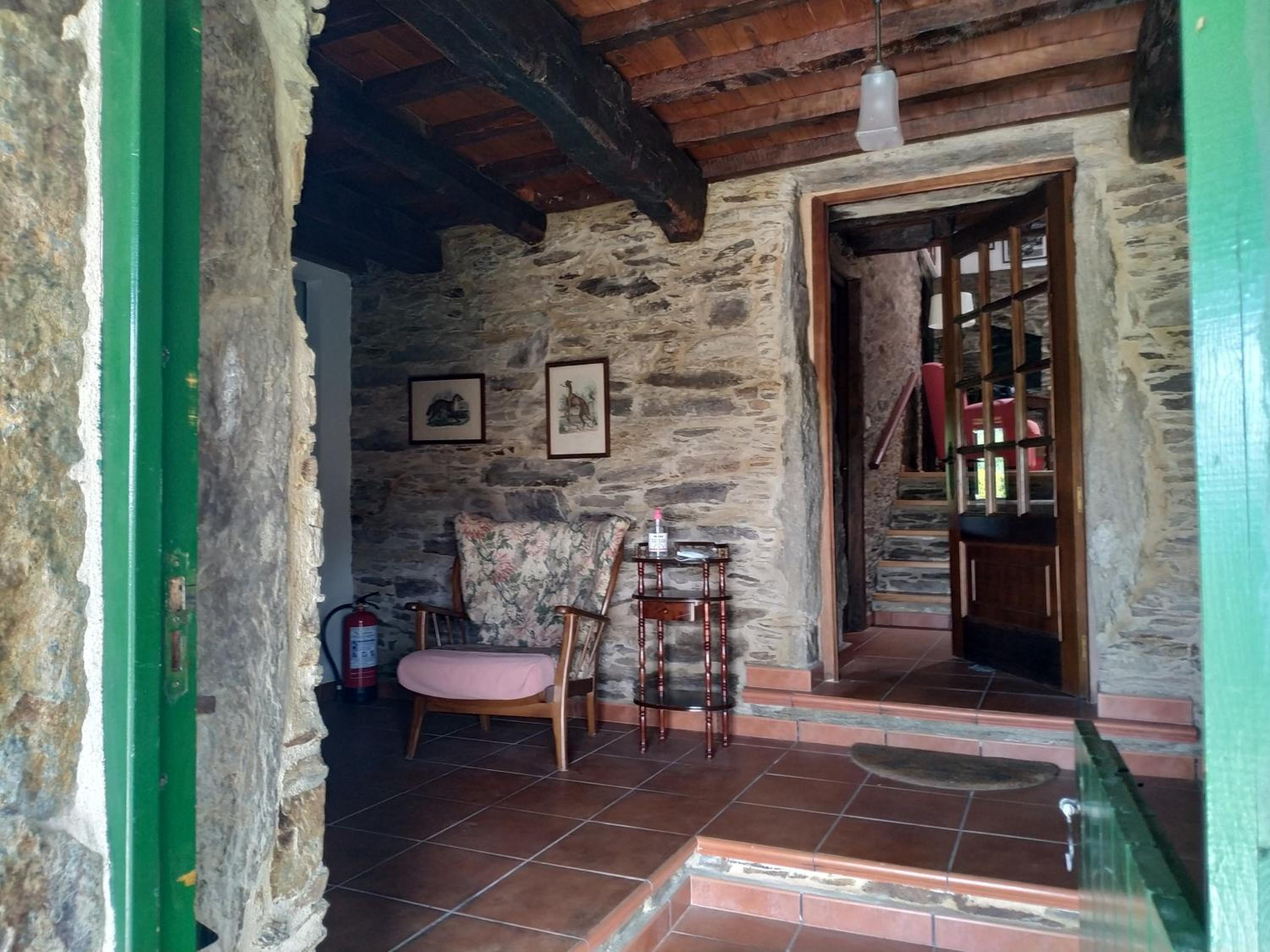 Casa O Castelo en Touro view 4