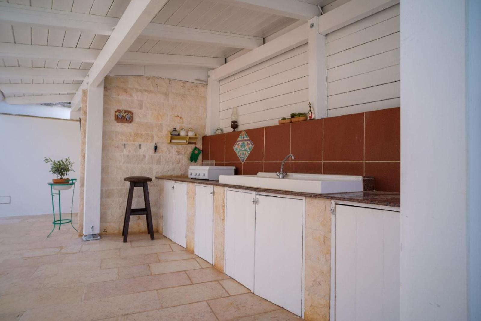 Trulli Brunone view 3