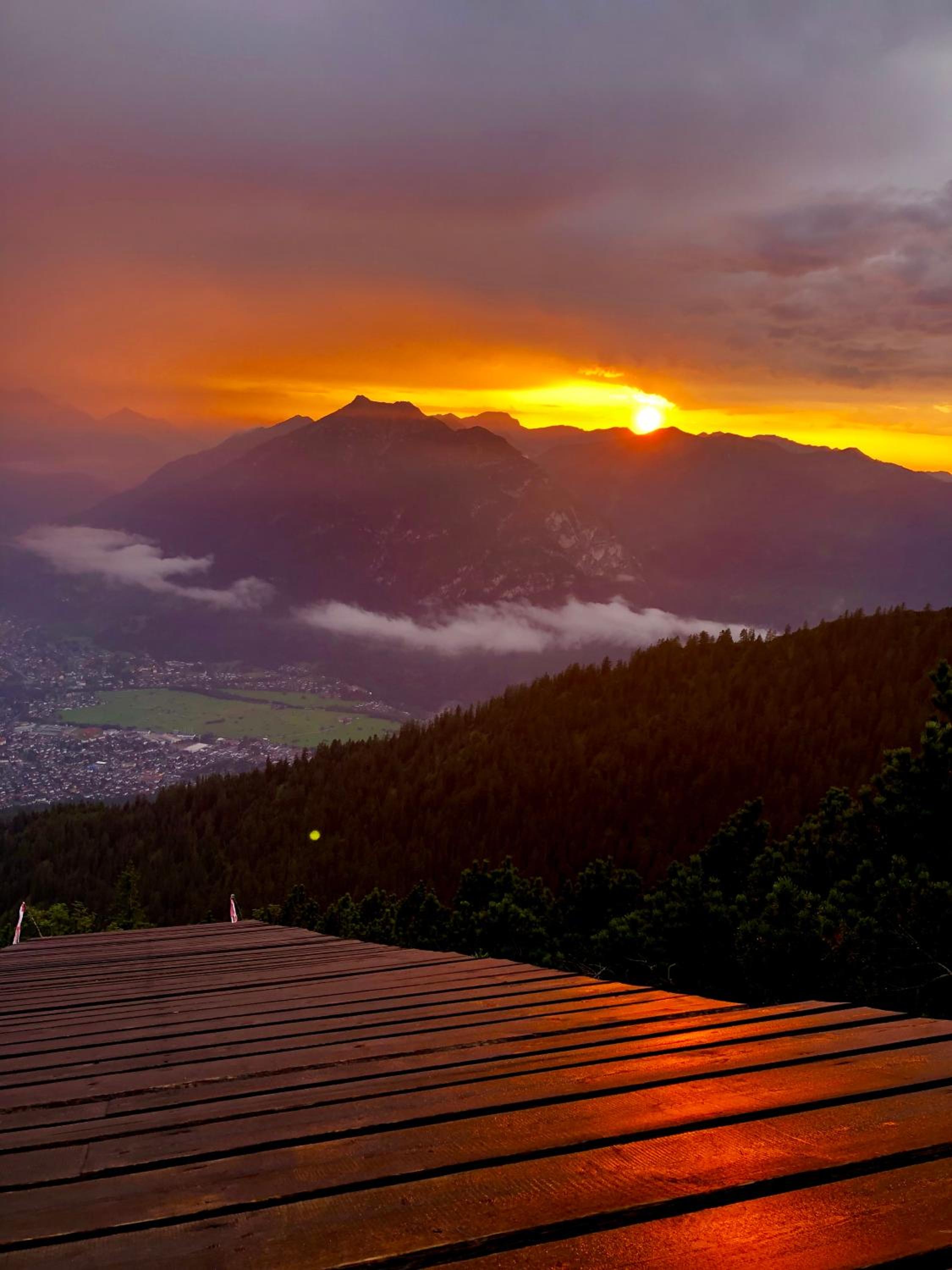 Alpine Escape Holiday Home with Mountain View