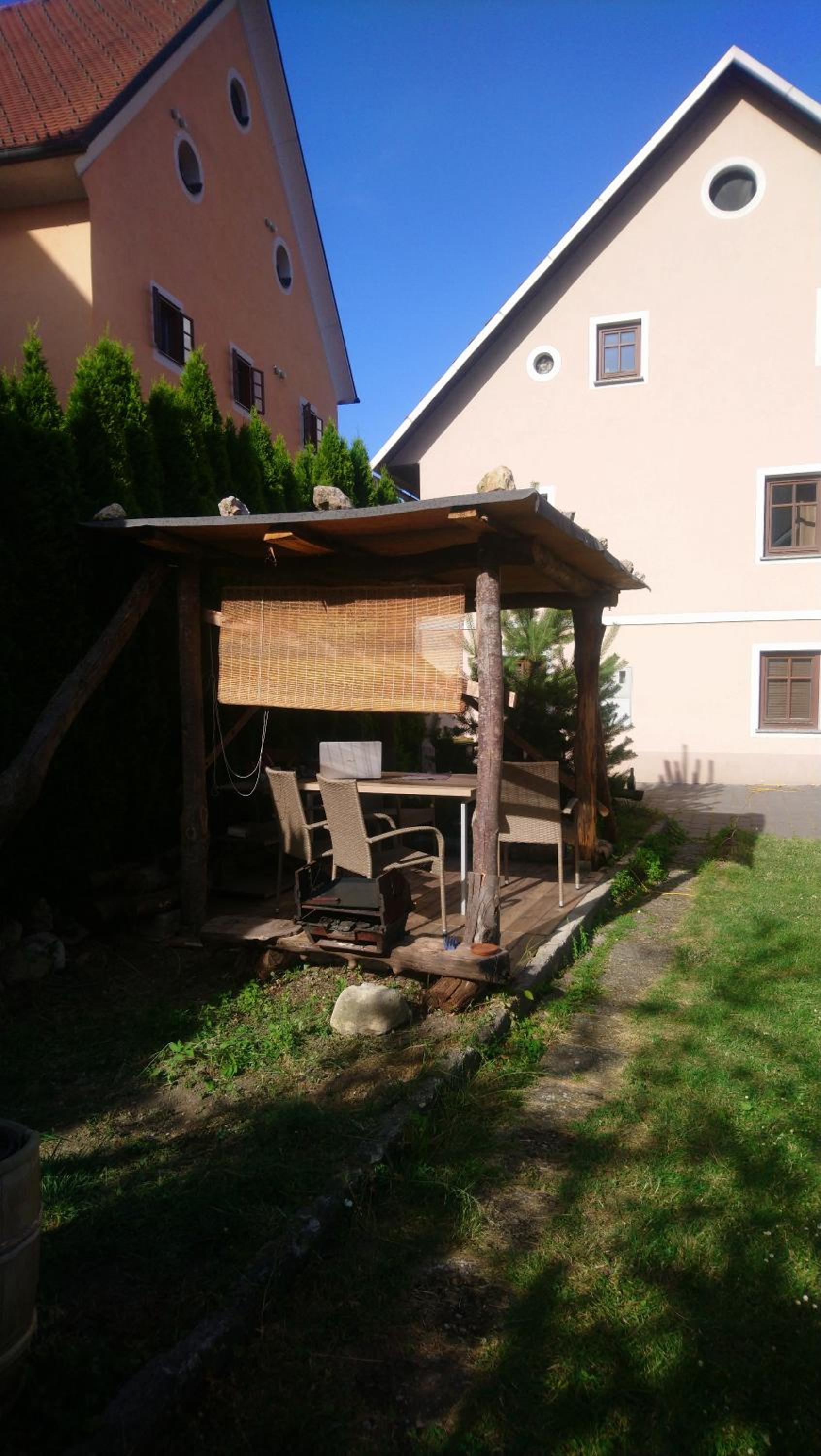 Photo 23