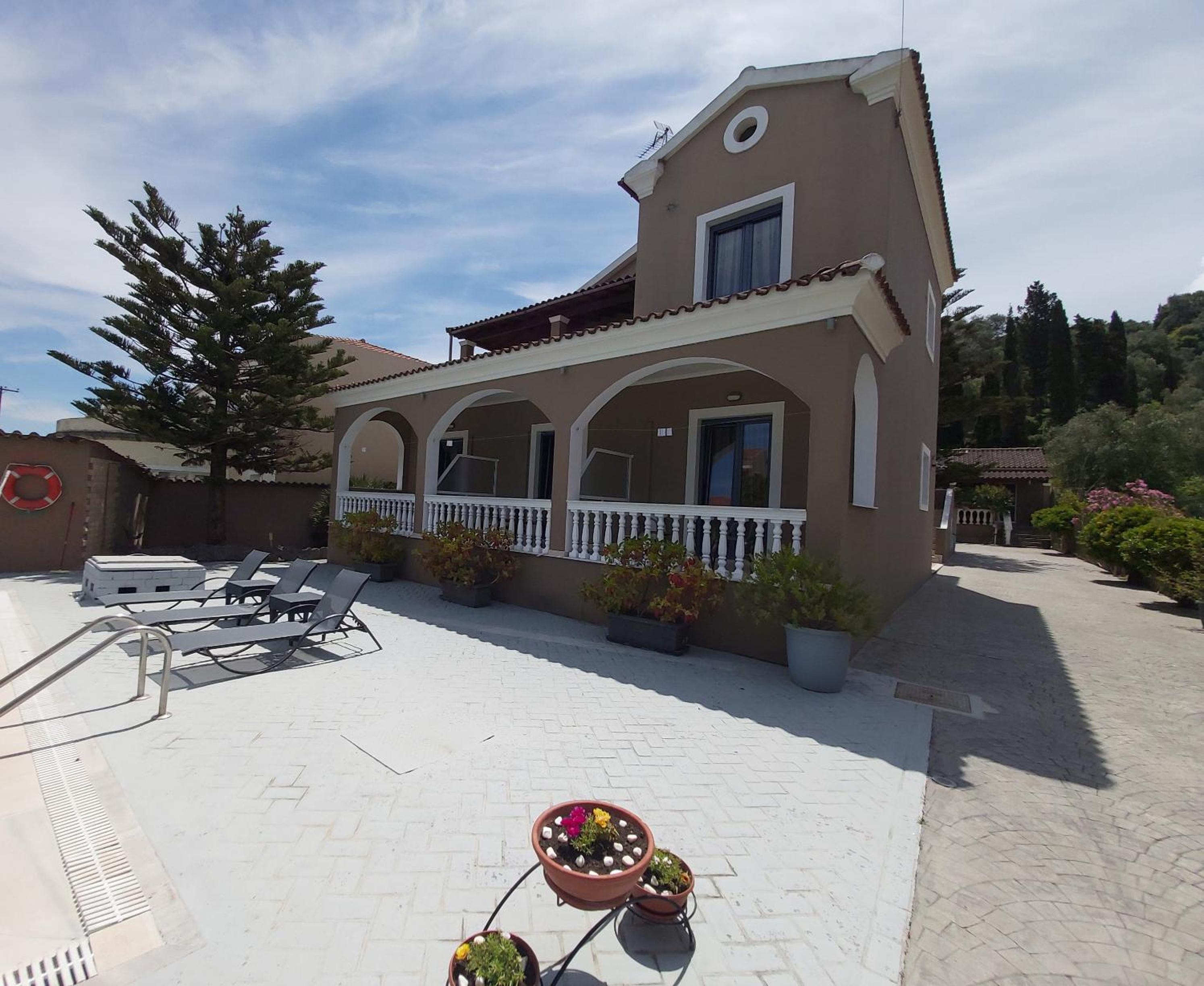 Maria Apartments