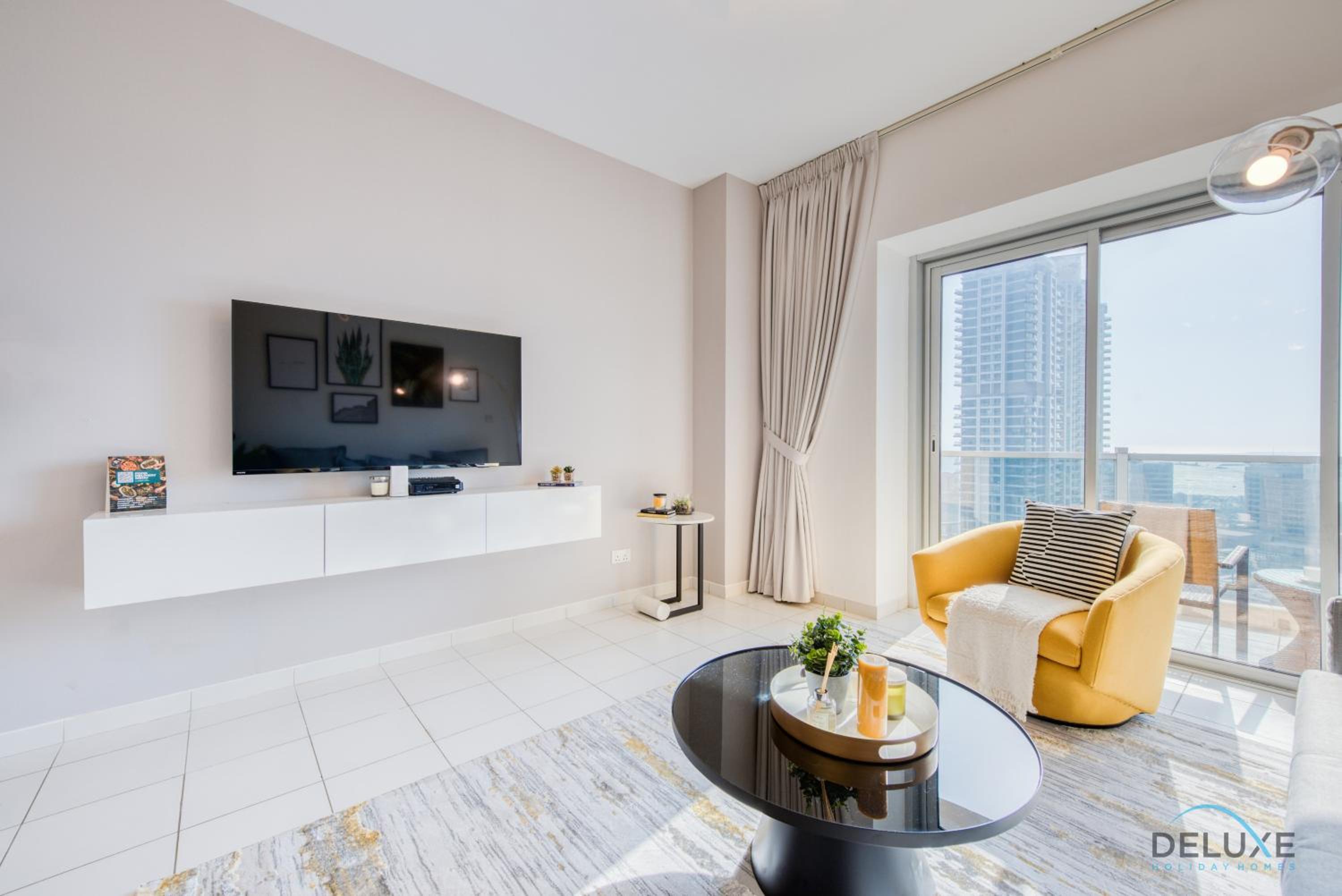 Lavish 1BR at Marina Towers Dubai Marina by Deluxe Holiday Homes