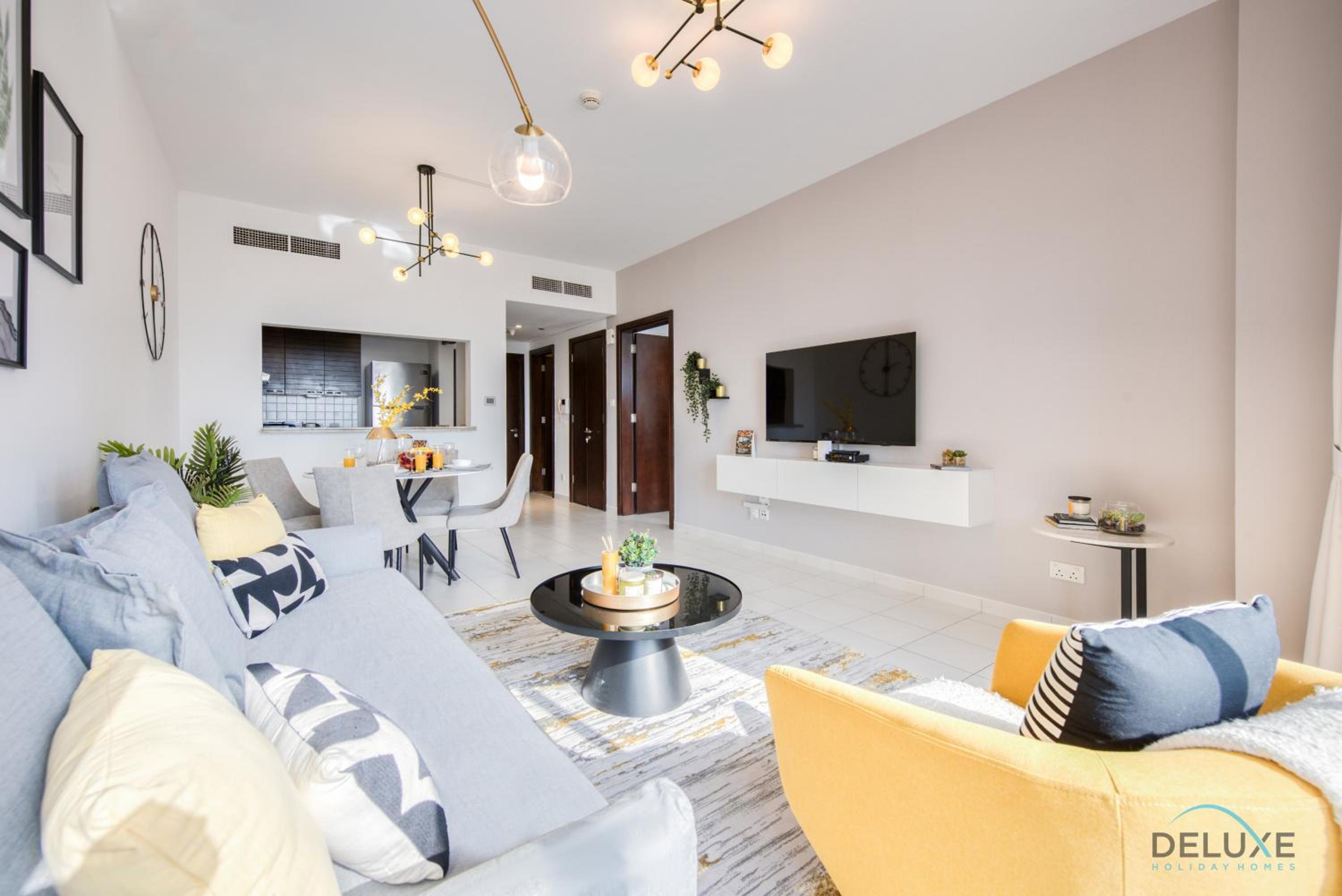 Lavish 1BR at Marina Towers Dubai Marina by Deluxe Holiday Homes