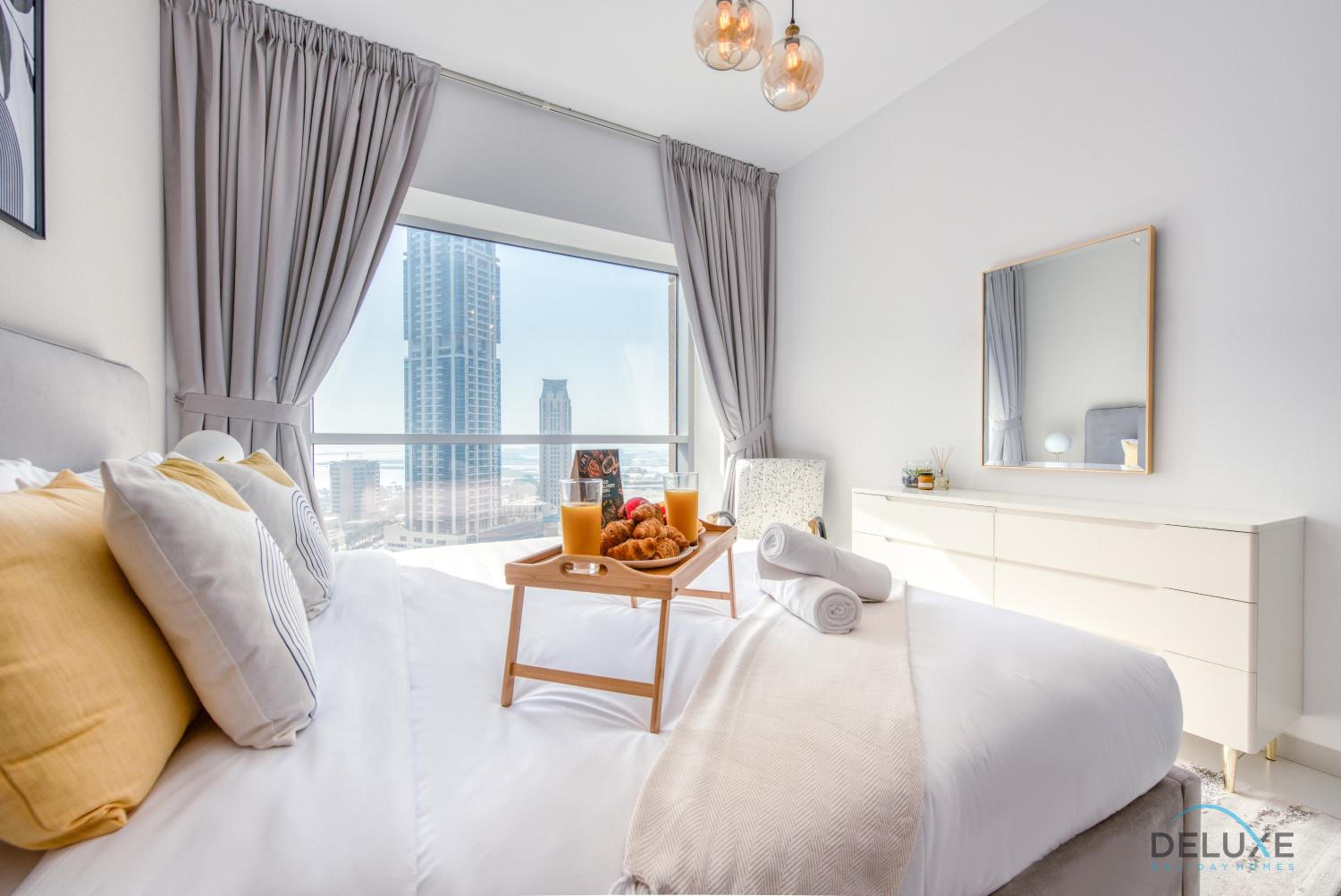 Lavish 1BR at Marina Towers Dubai Marina by Deluxe Holiday Homes
