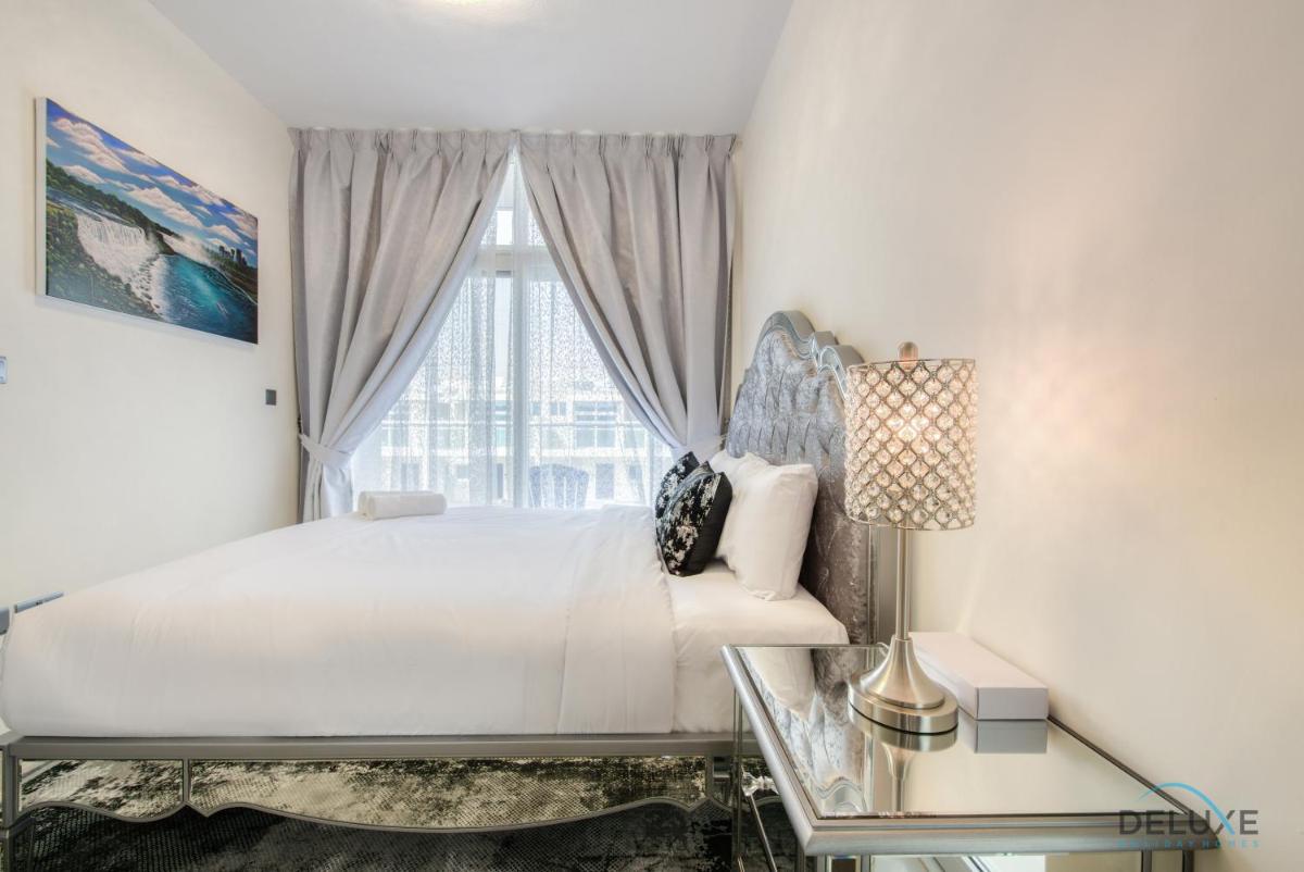 Calm 3BR Townhouse at Damac Hills 2 Dubailand by Deluxe Holiday Homes