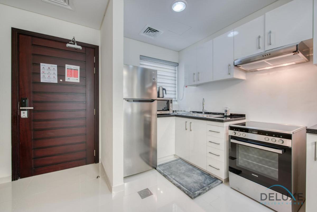 Calm 3BR Townhouse at Damac Hills 2 Dubailand by Deluxe Holiday Homes