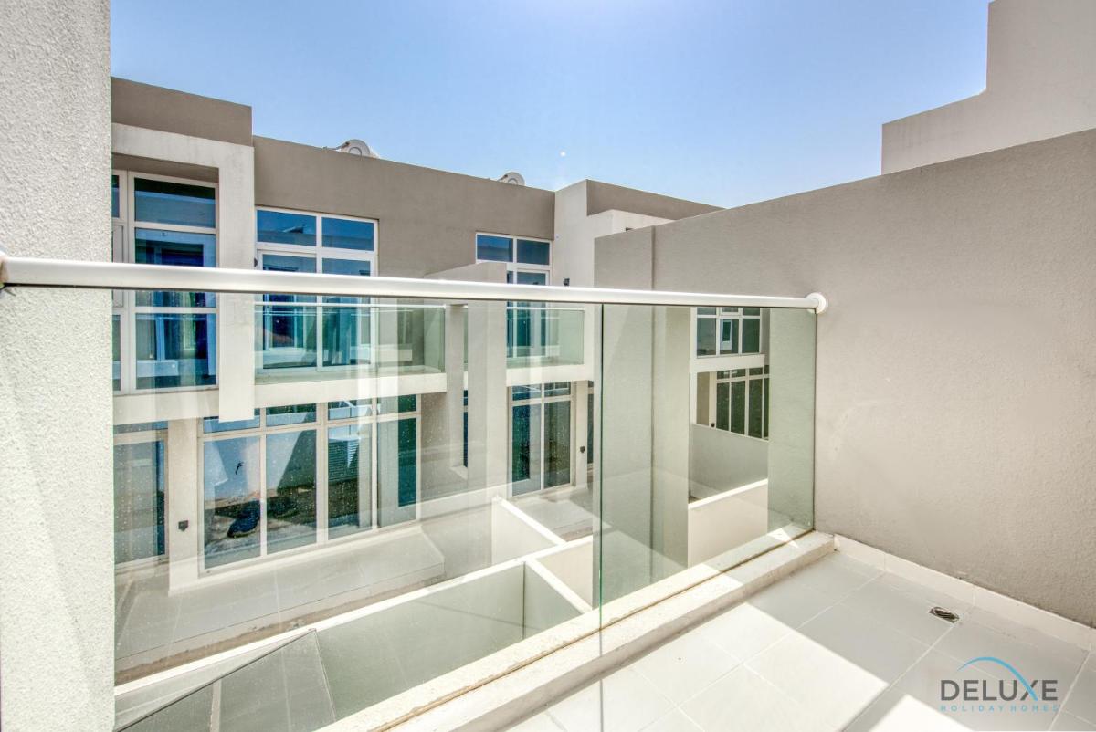 Calm 3BR Townhouse at Damac Hills 2 Dubailand by Deluxe Holiday Homes