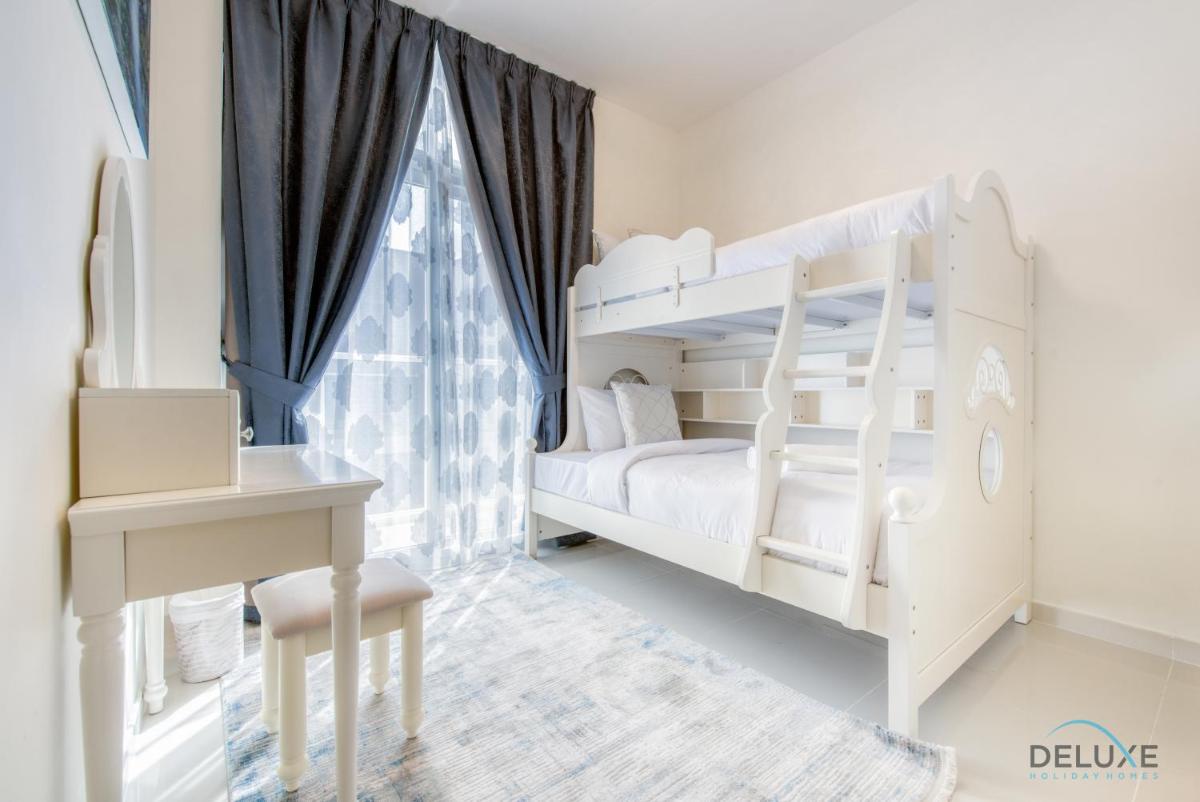 Calm 3BR Townhouse at Damac Hills 2 Dubailand by Deluxe Holiday Homes