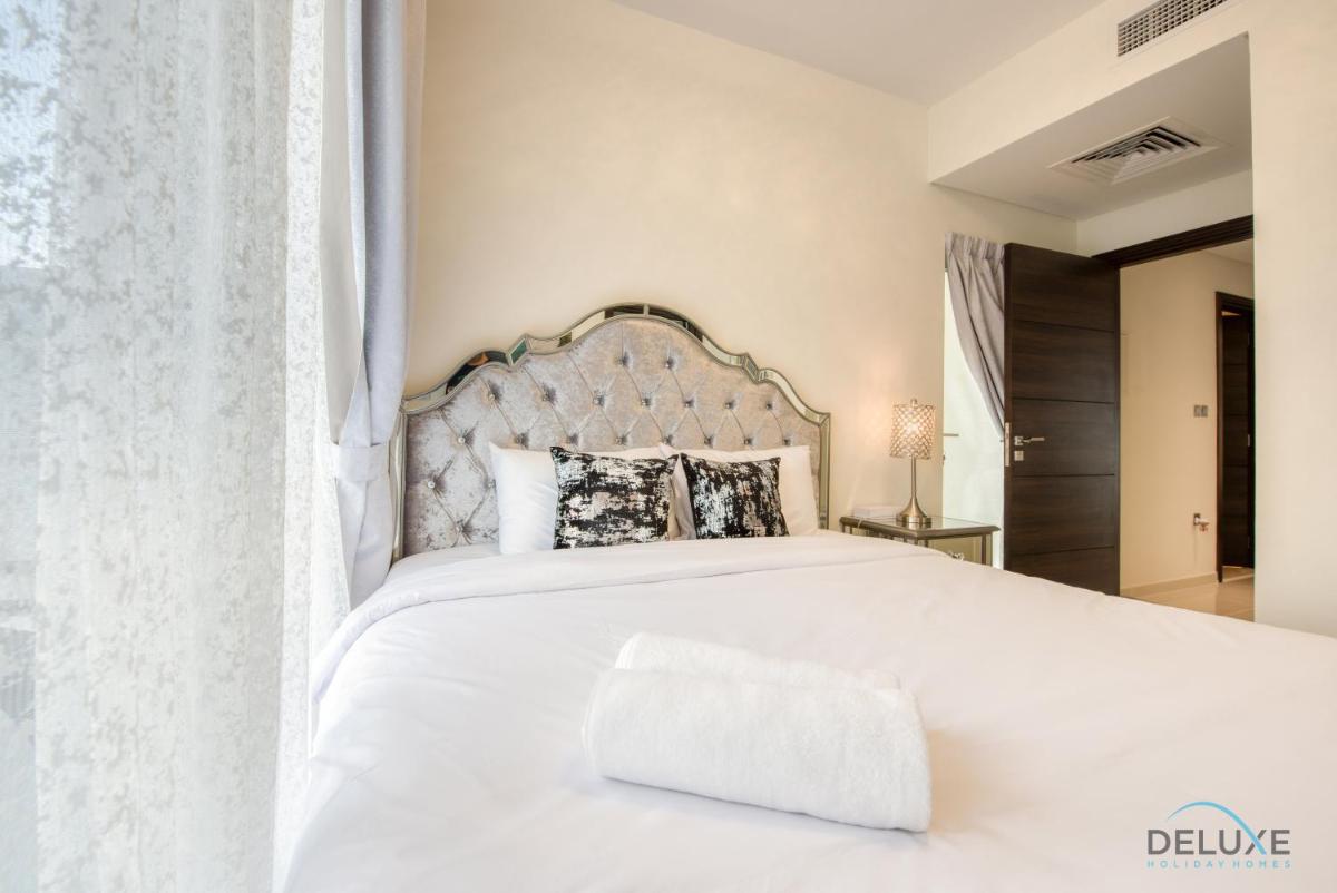 Calm 3BR Townhouse at Damac Hills 2 Dubailand by Deluxe Holiday Homes