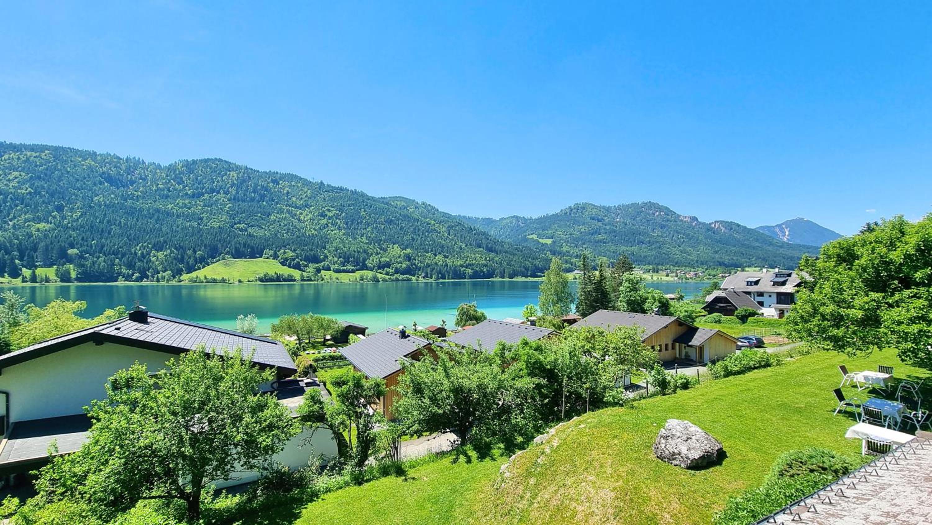 Ferienhof Obergasser und Bergblick