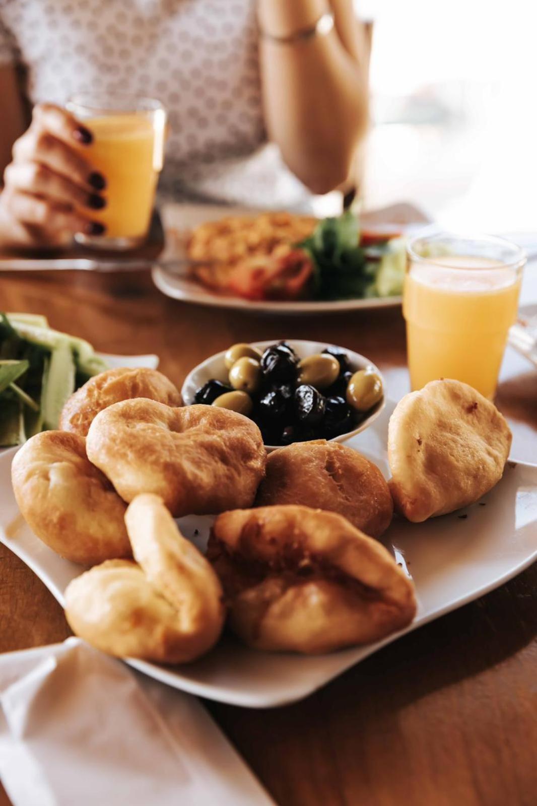 Seki Cave Suites - Image 125