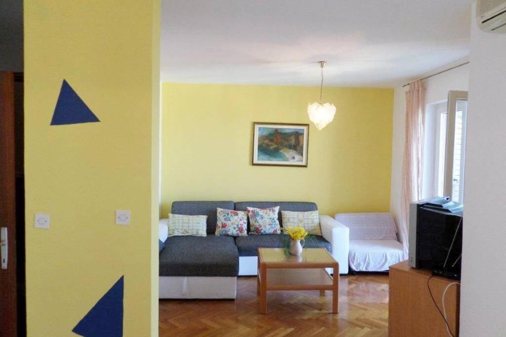sunny apartment view 2