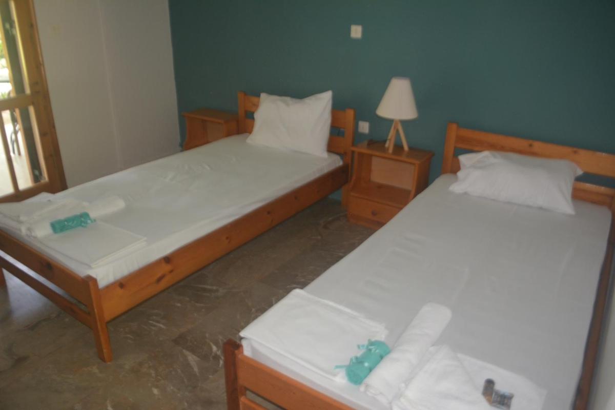 Photo 42