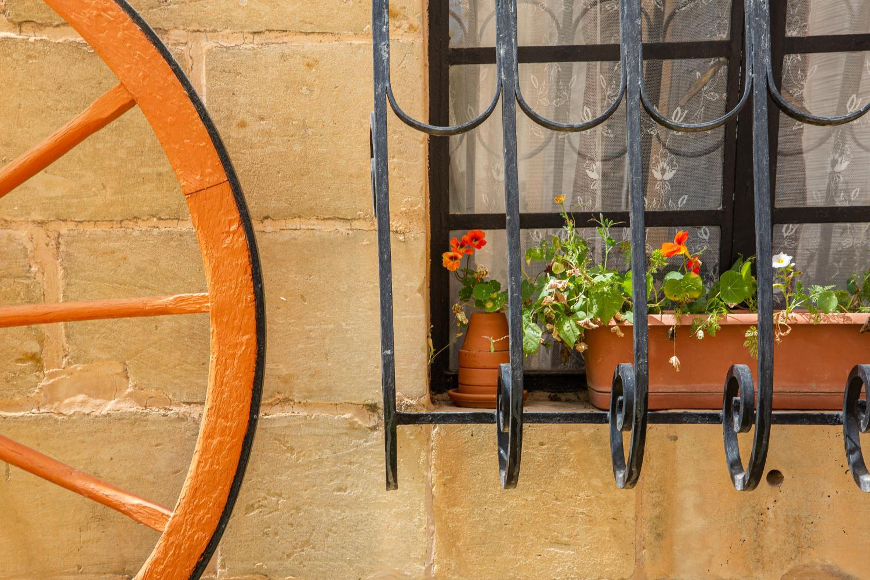Ta' Bertu Host Family Bed & Breakfast