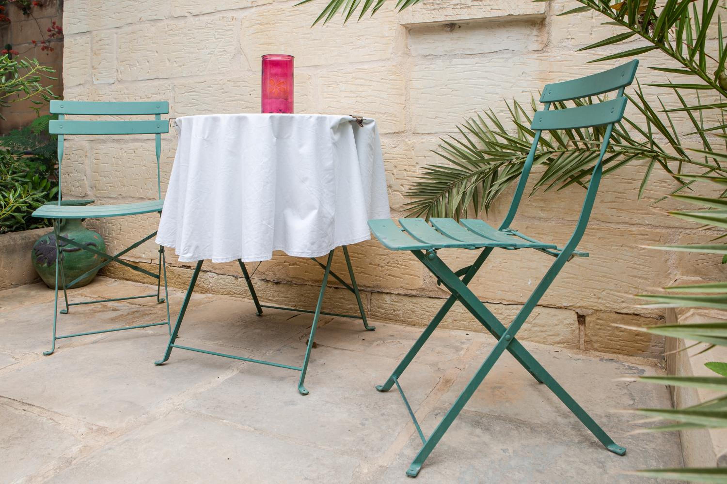 Ta' Bertu Host Family Bed & Breakfast