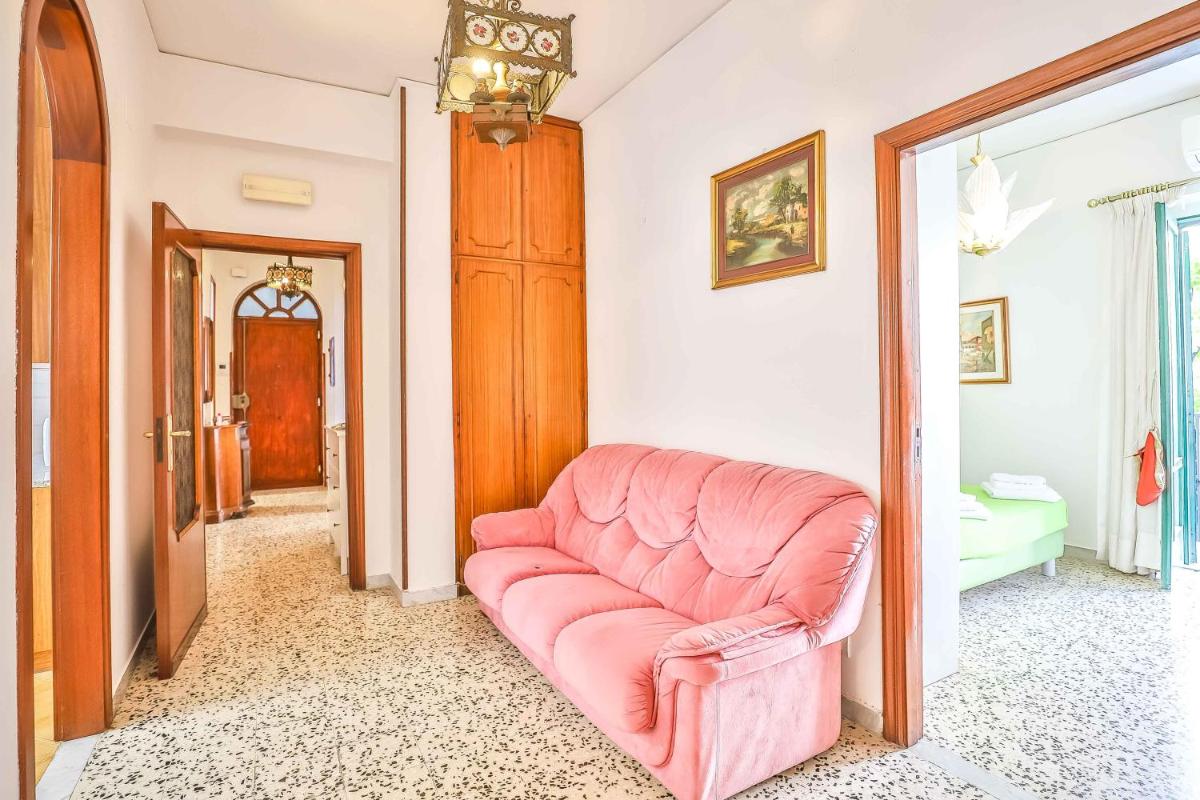 Apartment with 4 bedrooms in Amalfi photo 3