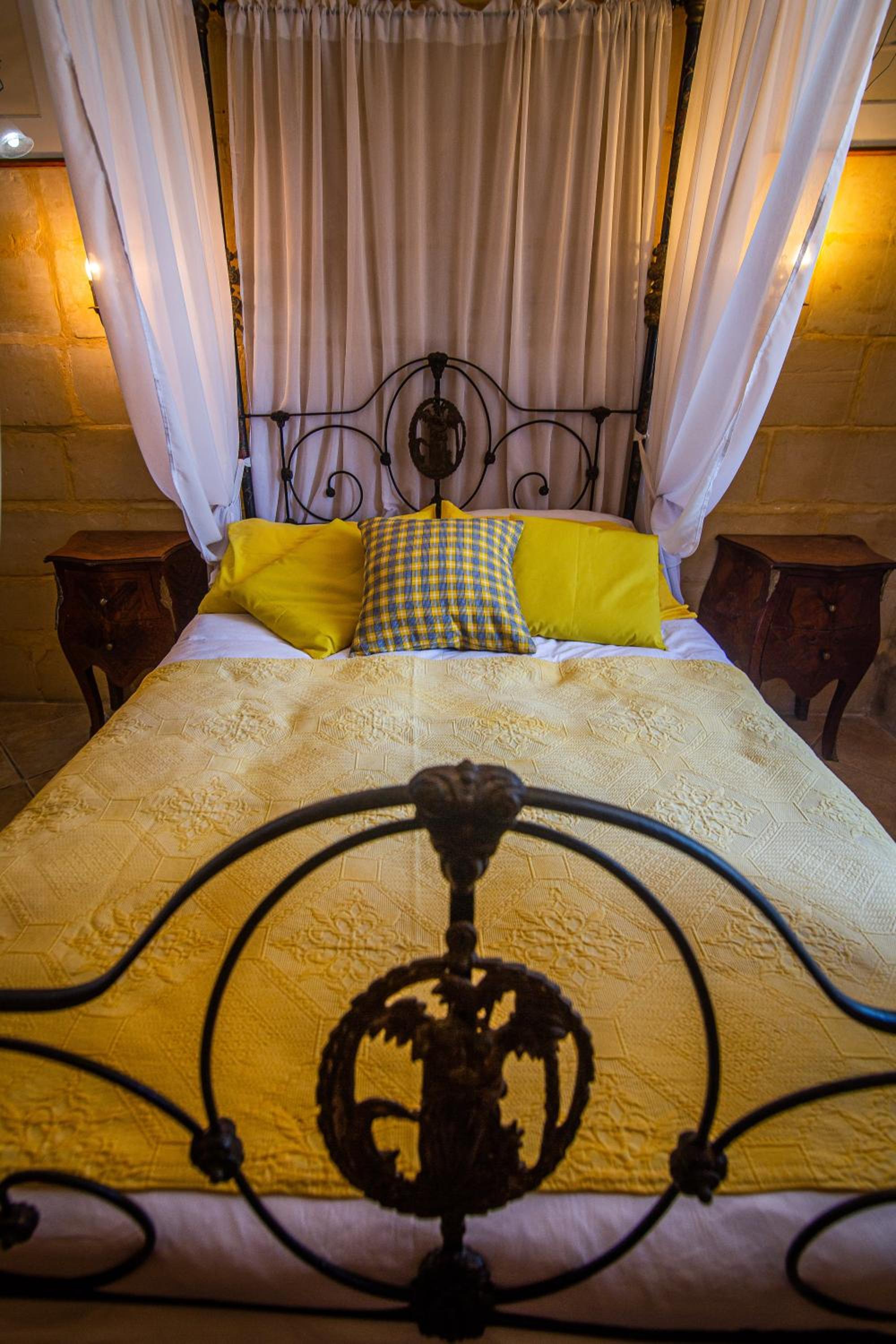 Ta' Bertu Host Family Bed & Breakfast