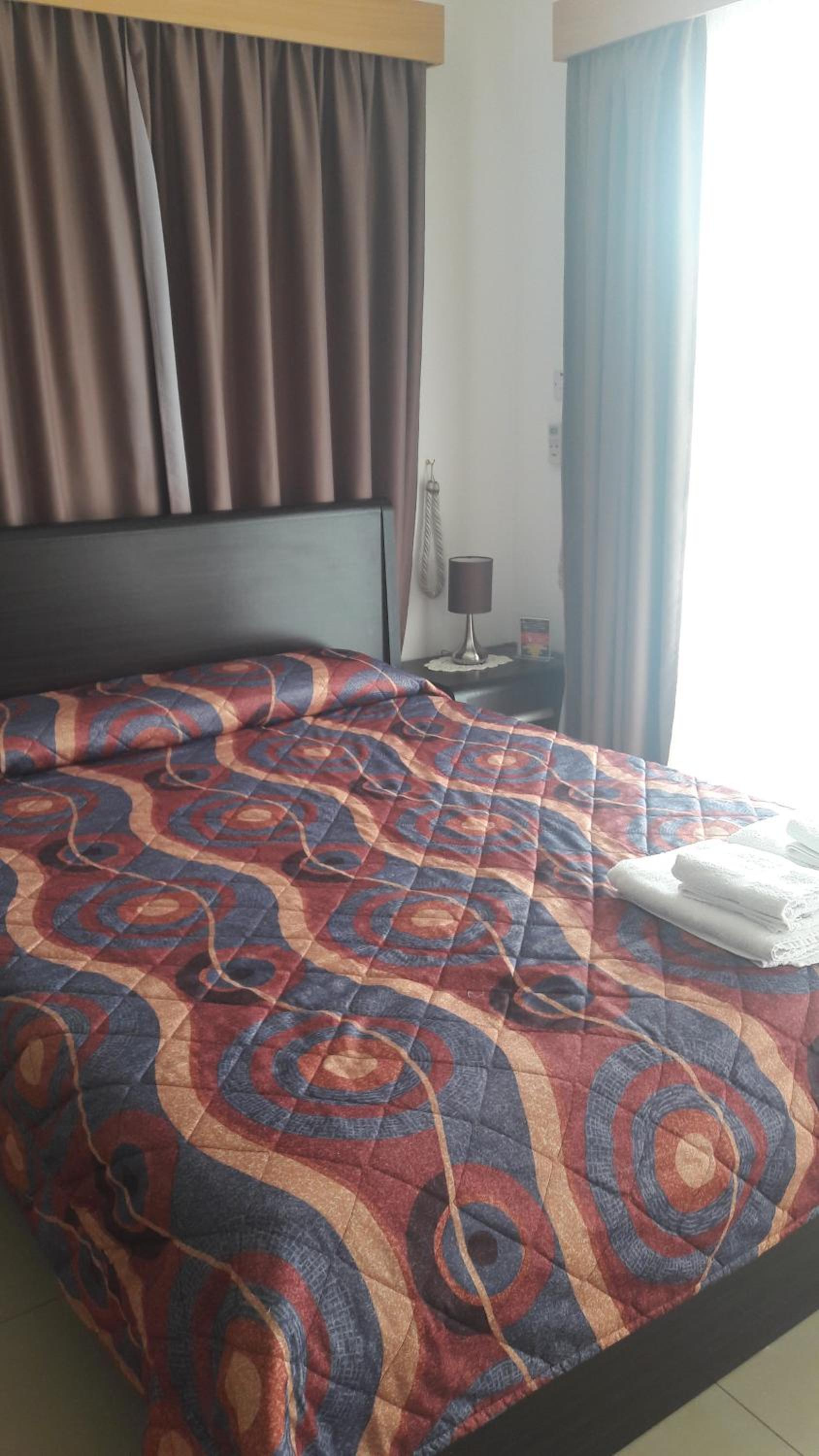 Pari's Holiday apartments-Paphos