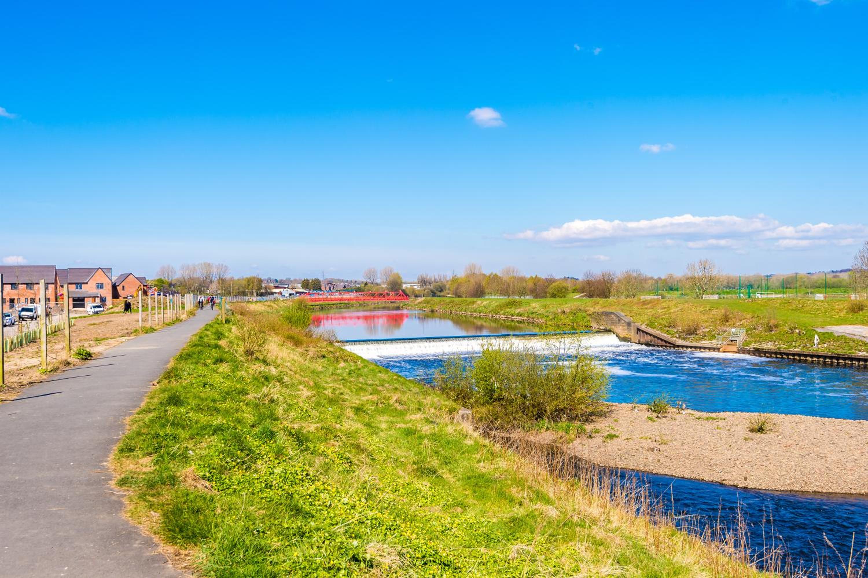 Vidale Court, 3 Bedroom House with River Irwell view, sleeps 6 view 3