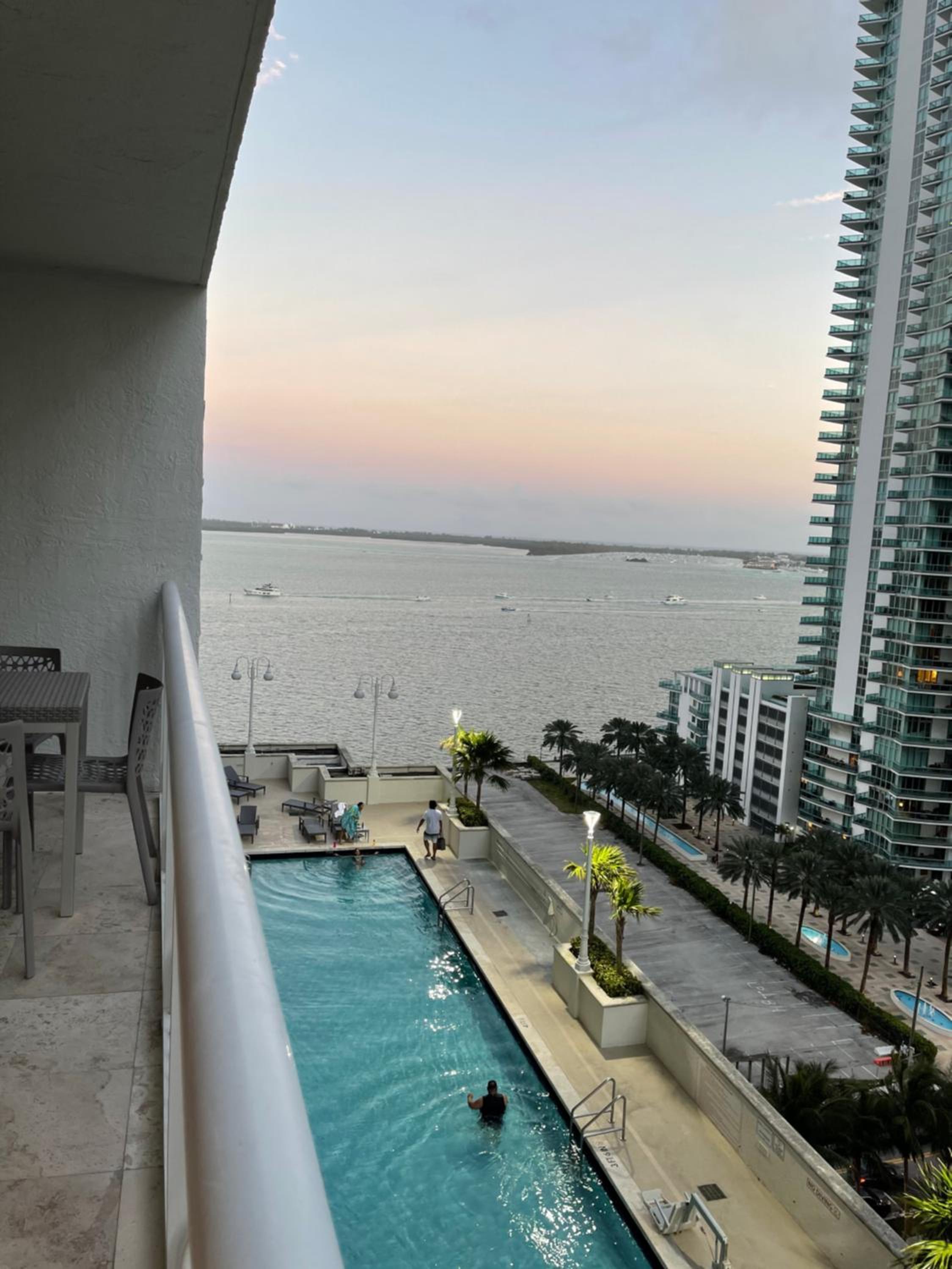 Downtown Miami Brickell Bay & Pool View 4 Bedrooms