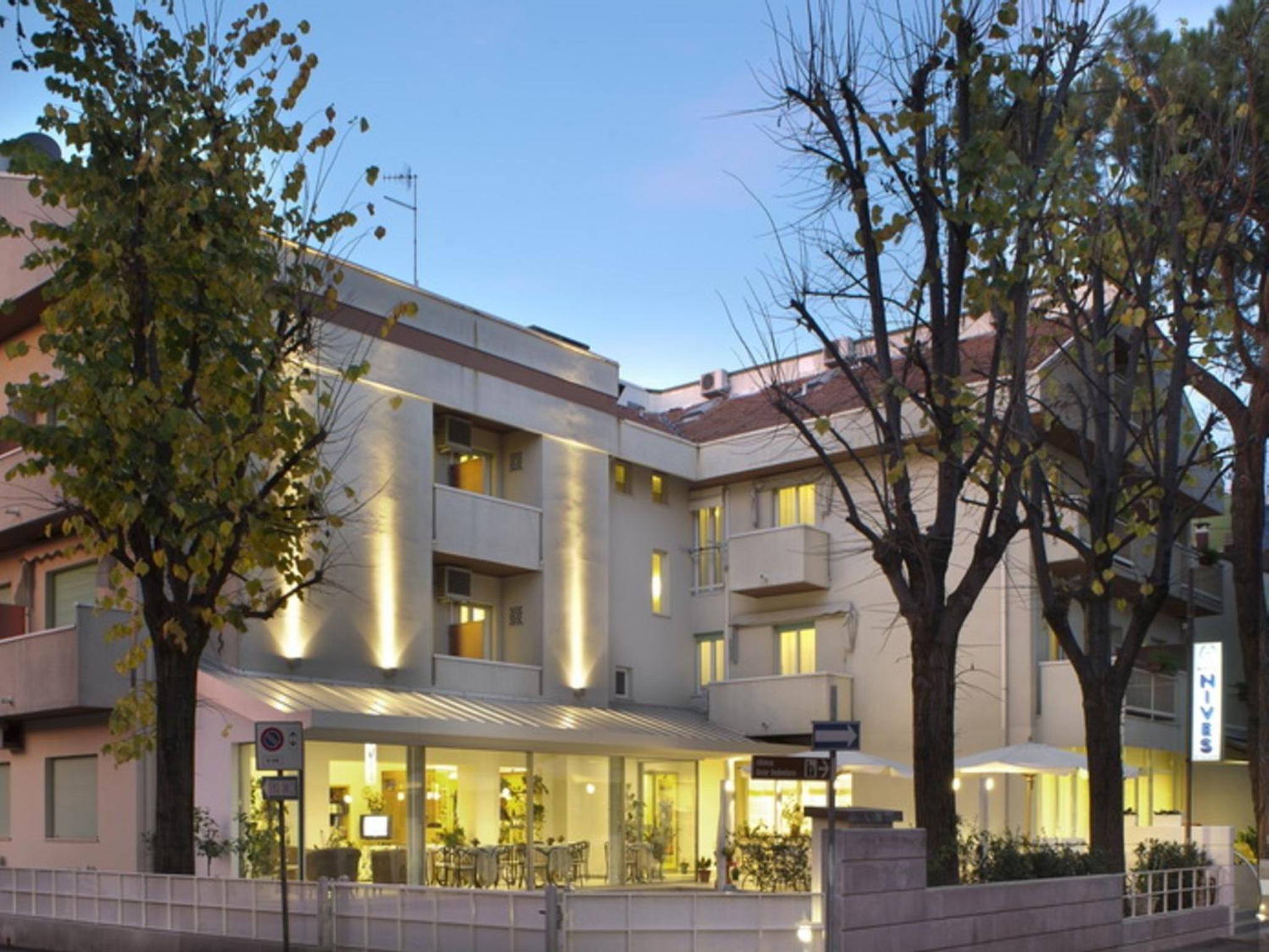 Hotel Nives - Image 1