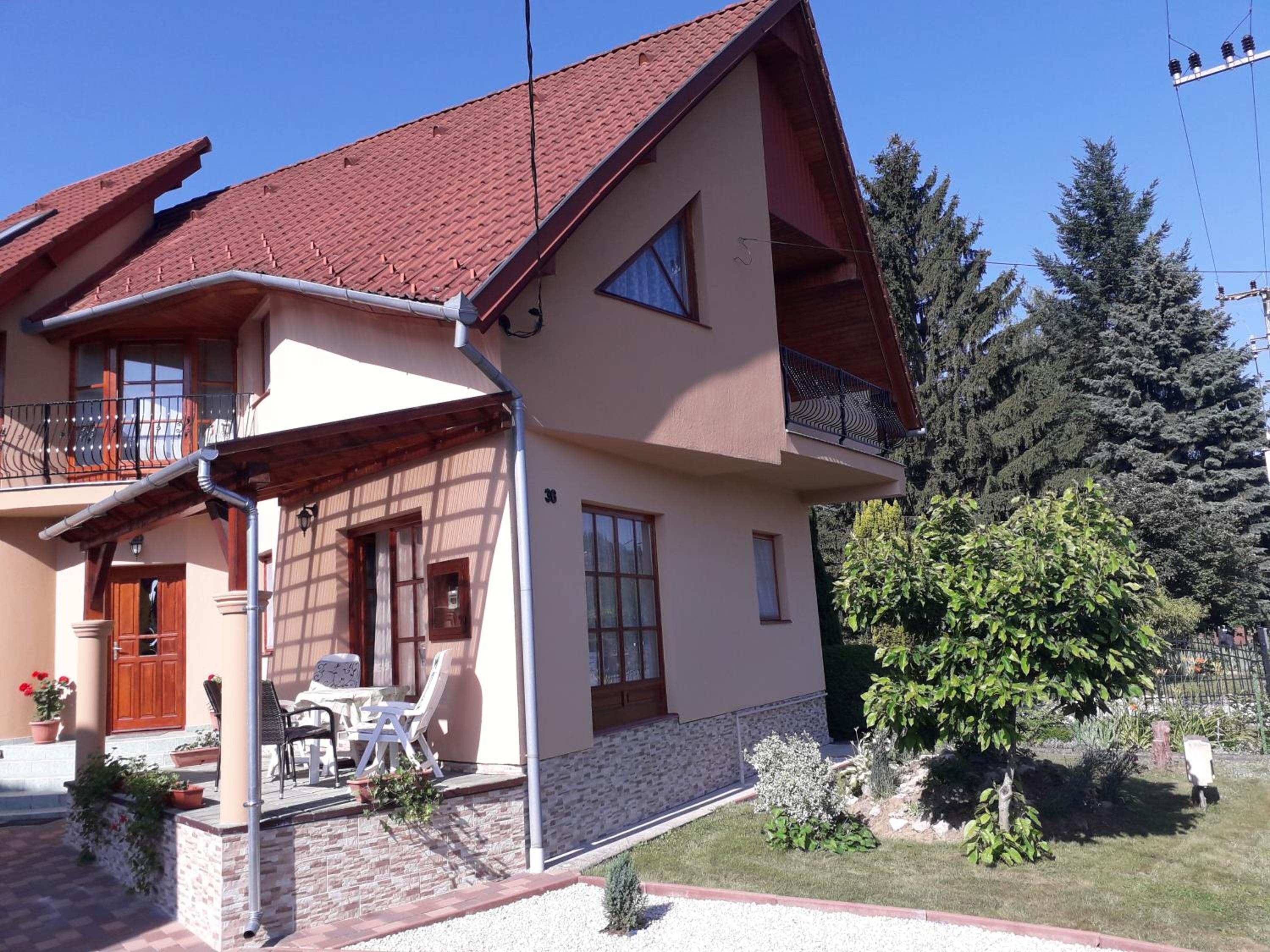 Marika Apartmanház