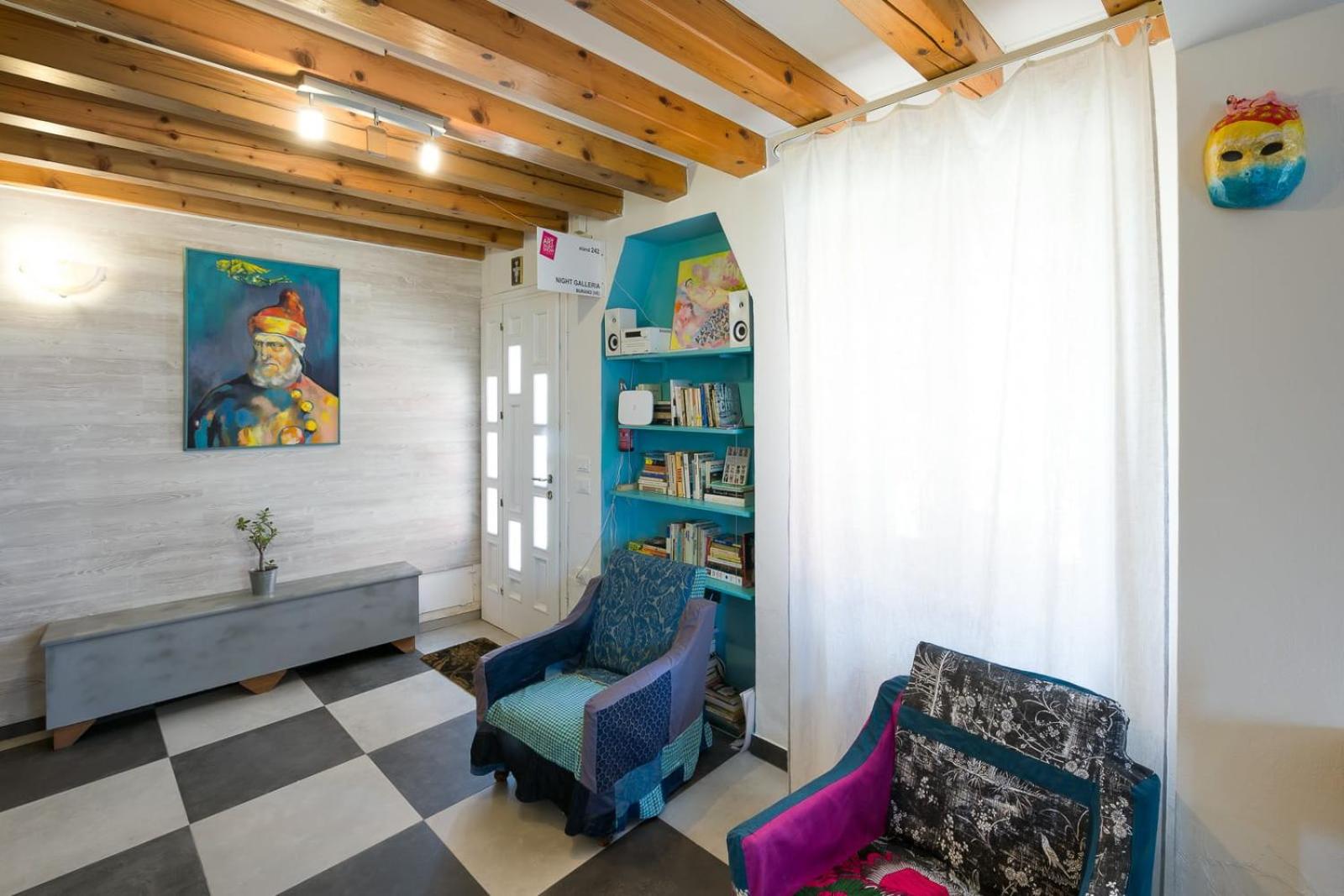 lounge