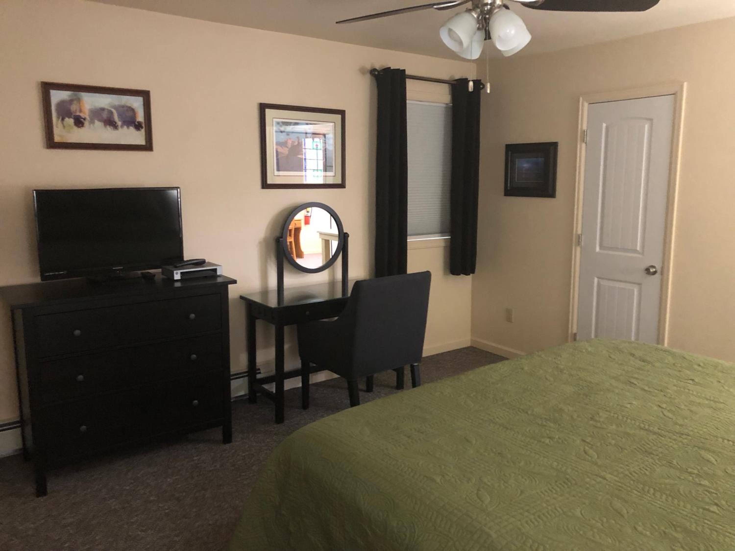 Mansion House Motel