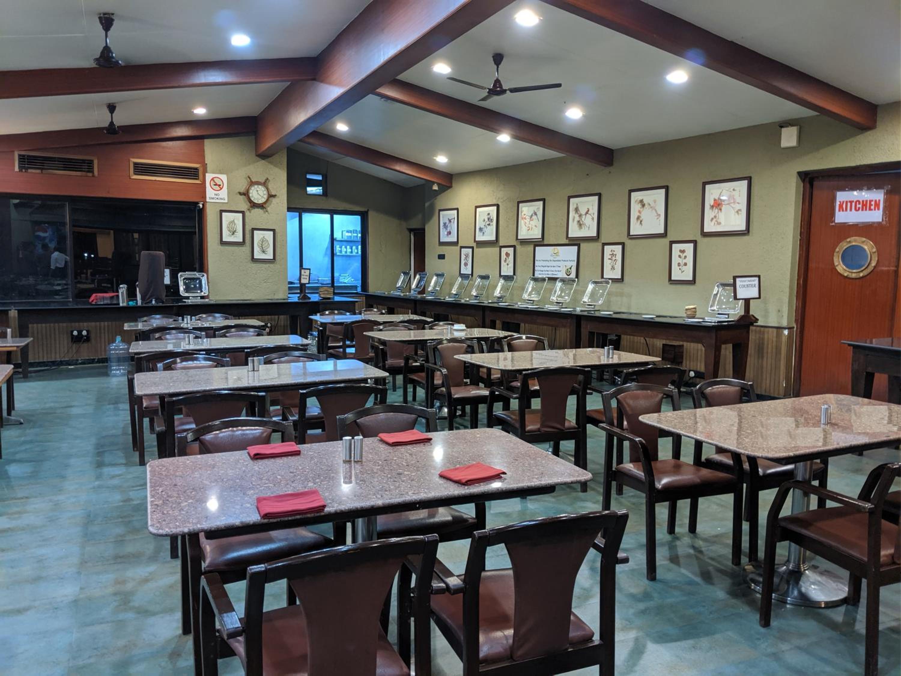Upper Deck Resort - Highest Peak, Lonavala