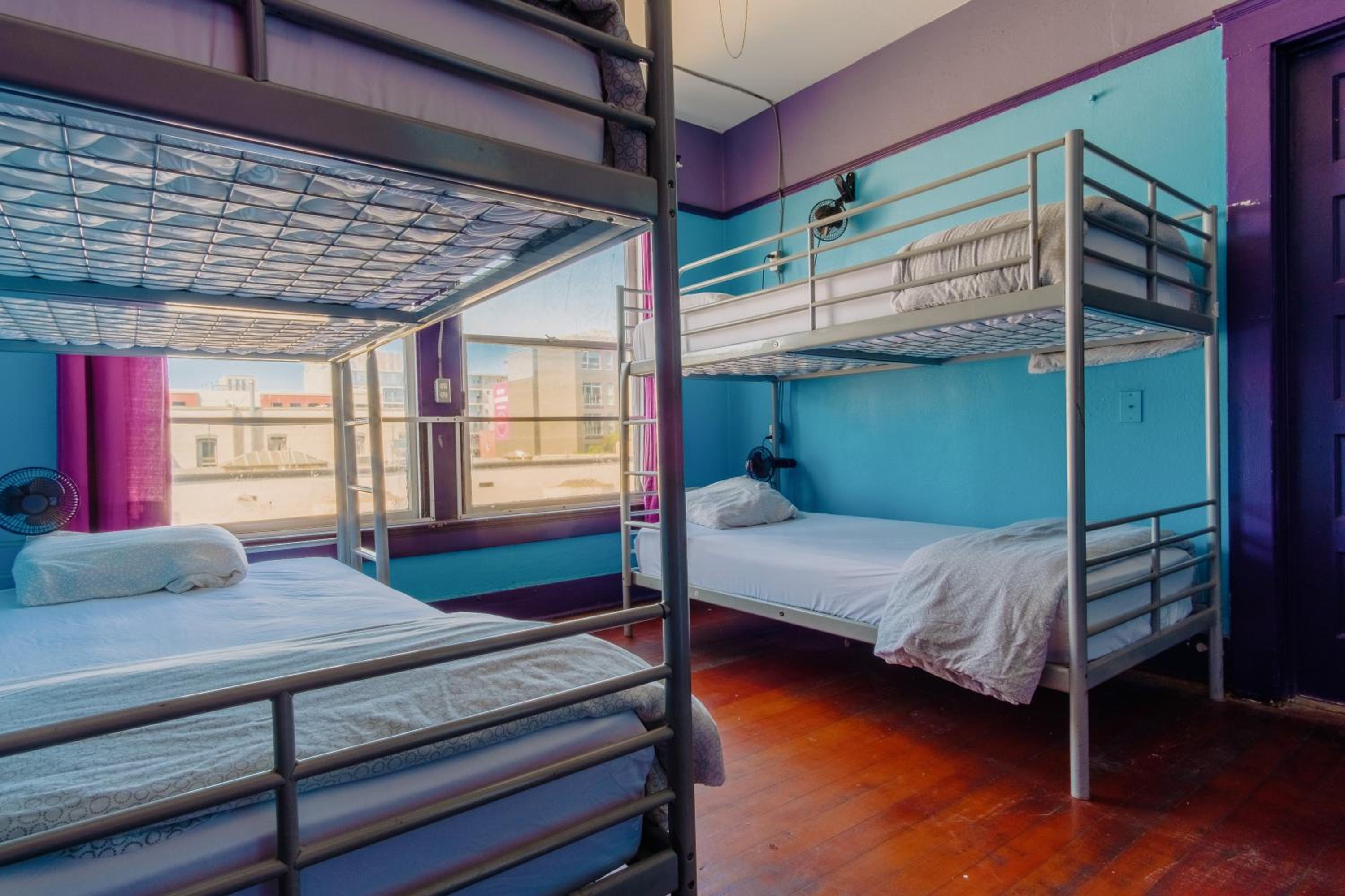 Lucky D's Youth and Traveler's Hostel