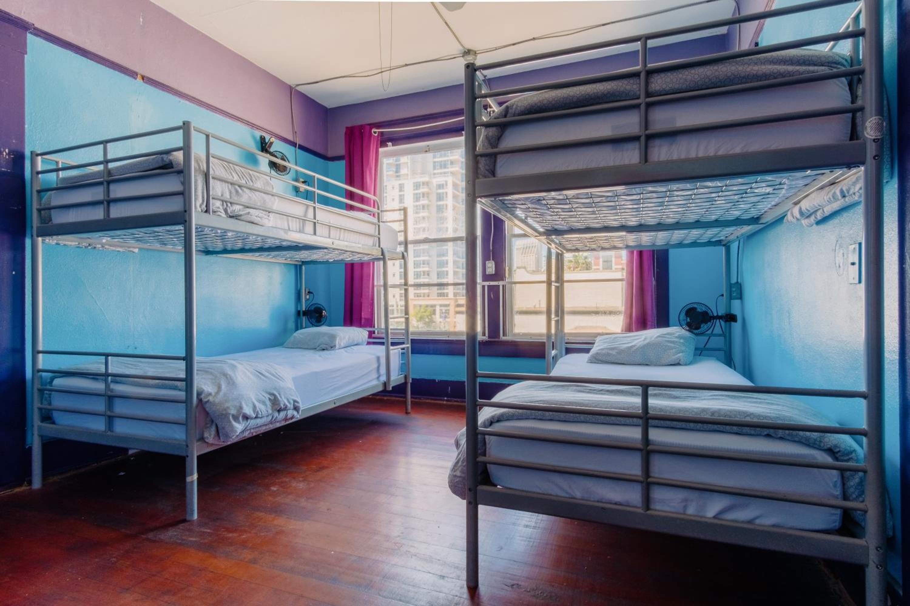 Lucky D's Youth and Traveler's Hostel