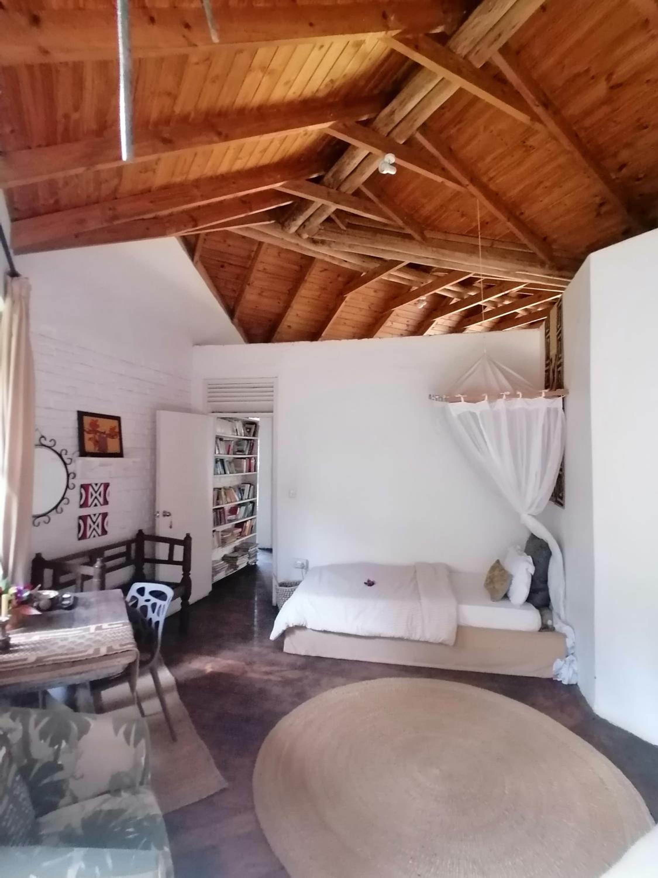 Meru House Lekisilai