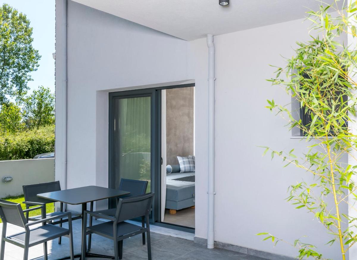 outdoor BBQ area