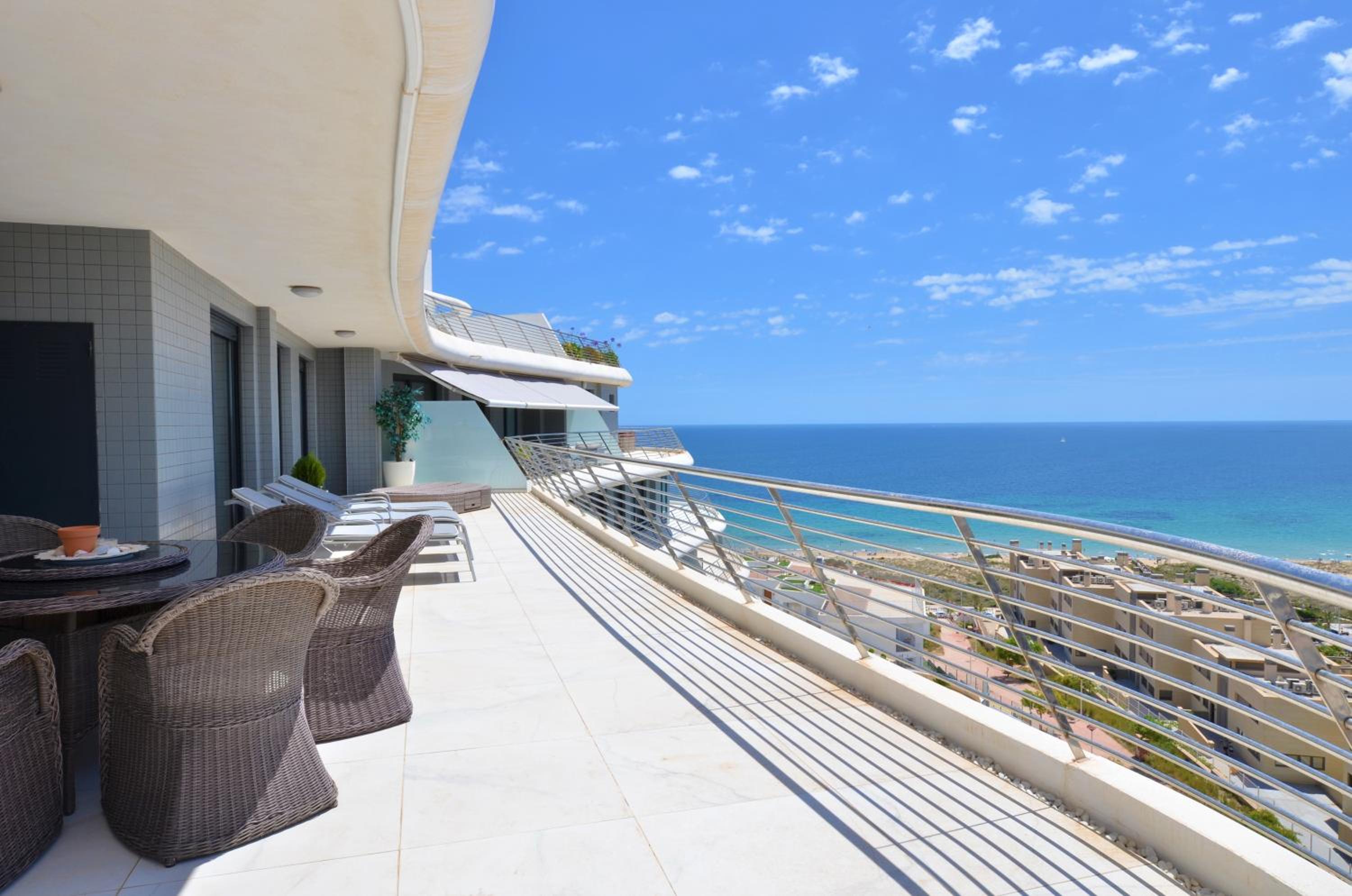 Infinity View Penthouses by NRAS view 3