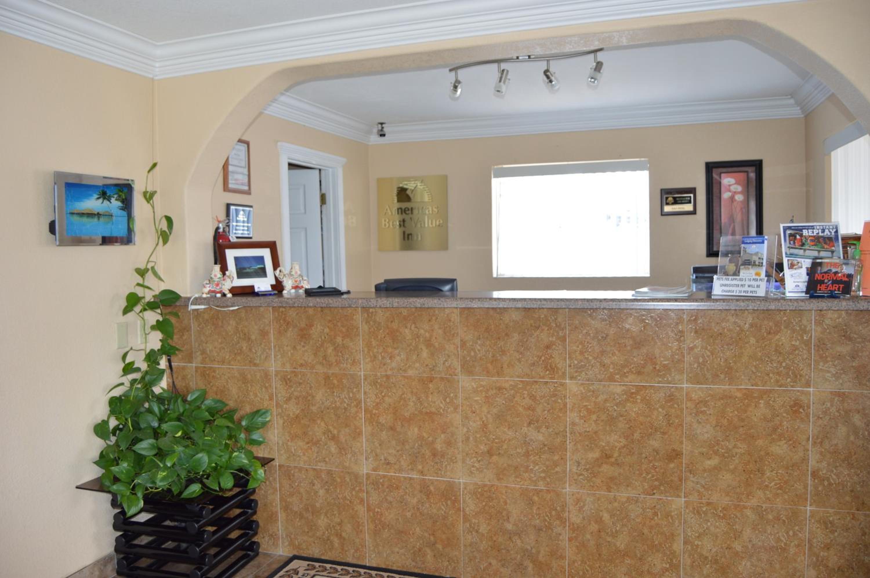 Gainesville Vacations - Americas Best Value Inn Gainesville TX - Property Image 19