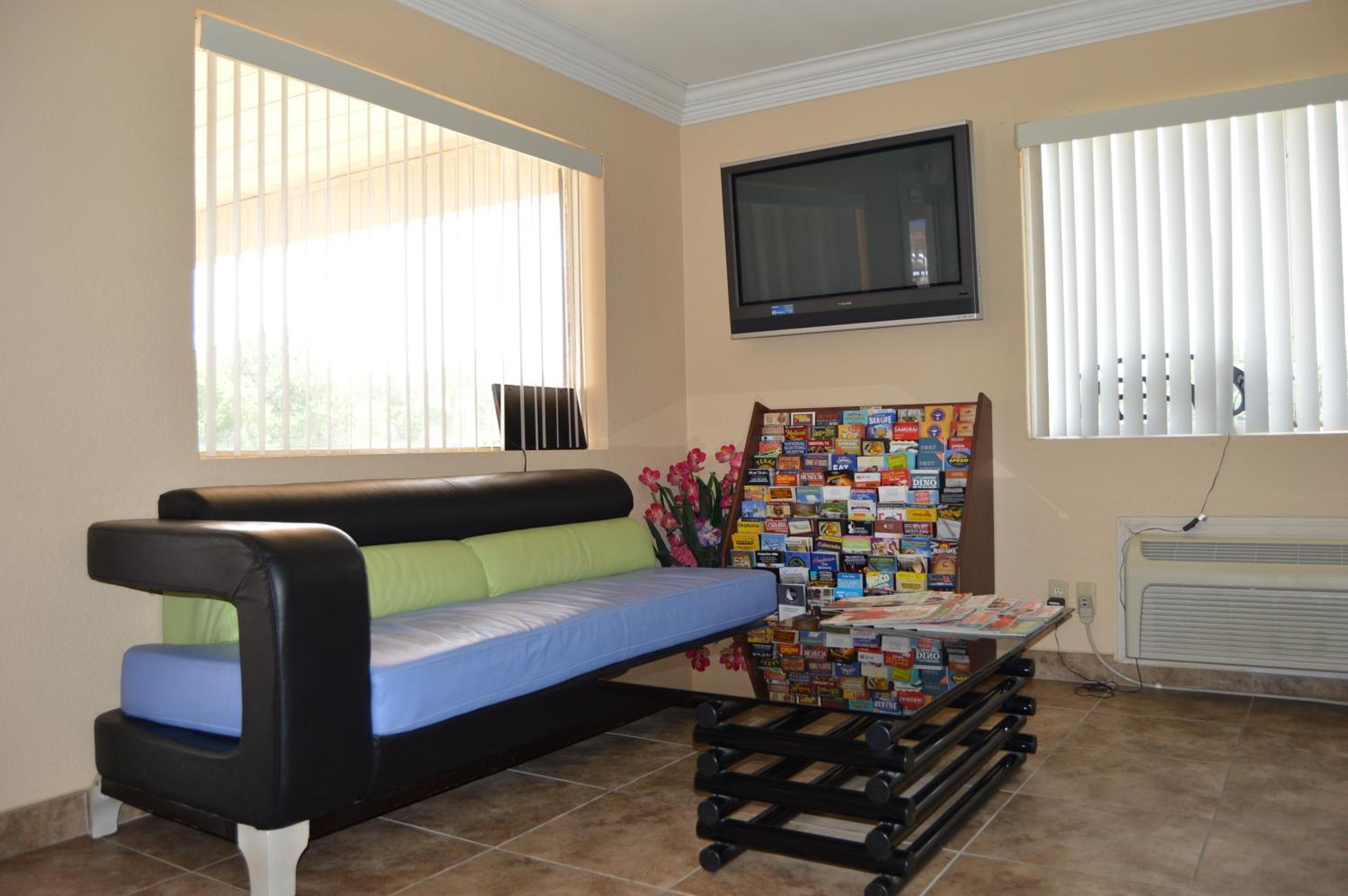 Gainesville Vacations - Americas Best Value Inn Gainesville TX - Property Image 17