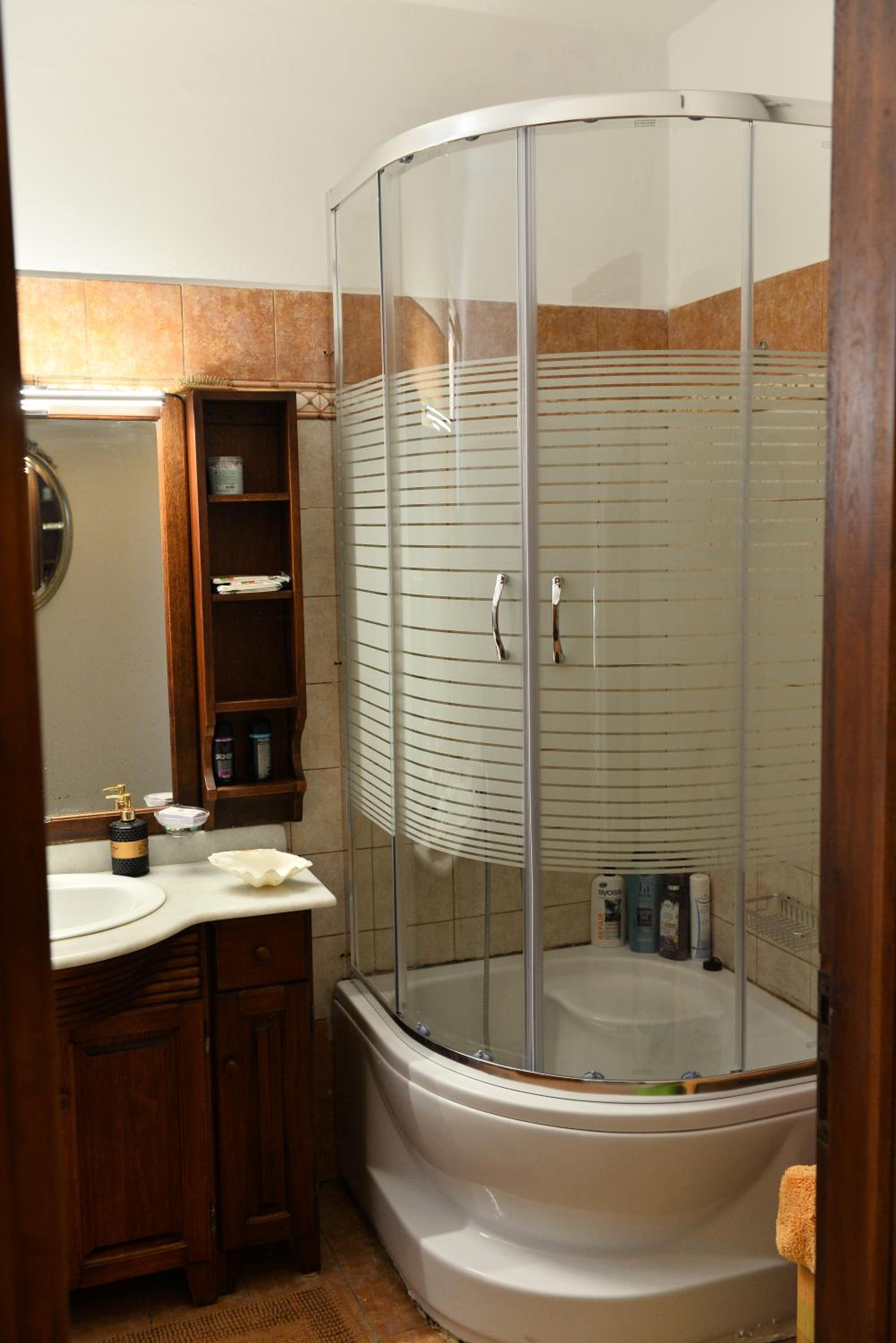 Photo 27