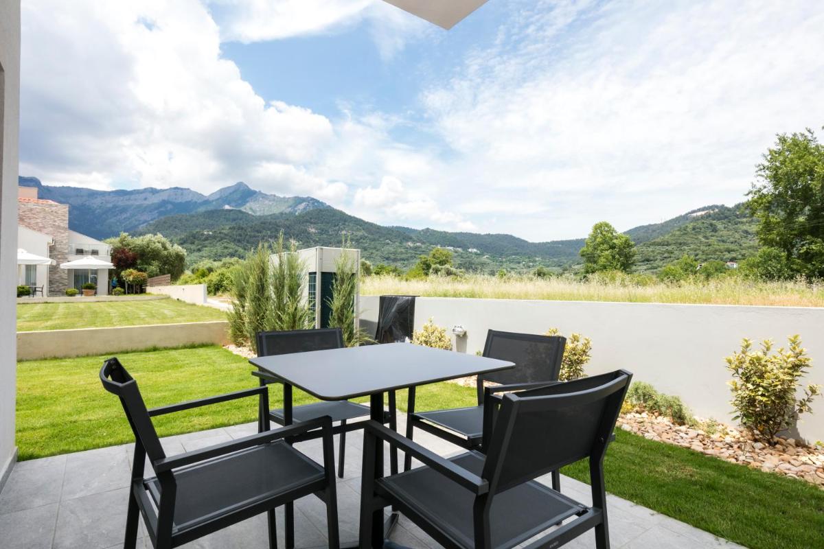 outdoor BBQ area