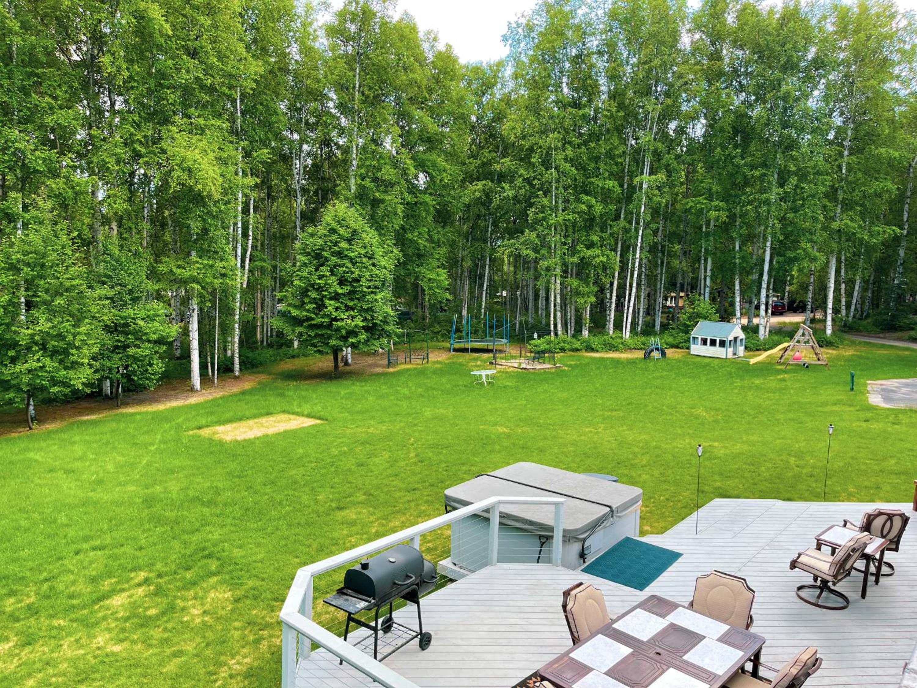 Spacious Resort Style Retreat Sleeps 20 view 2