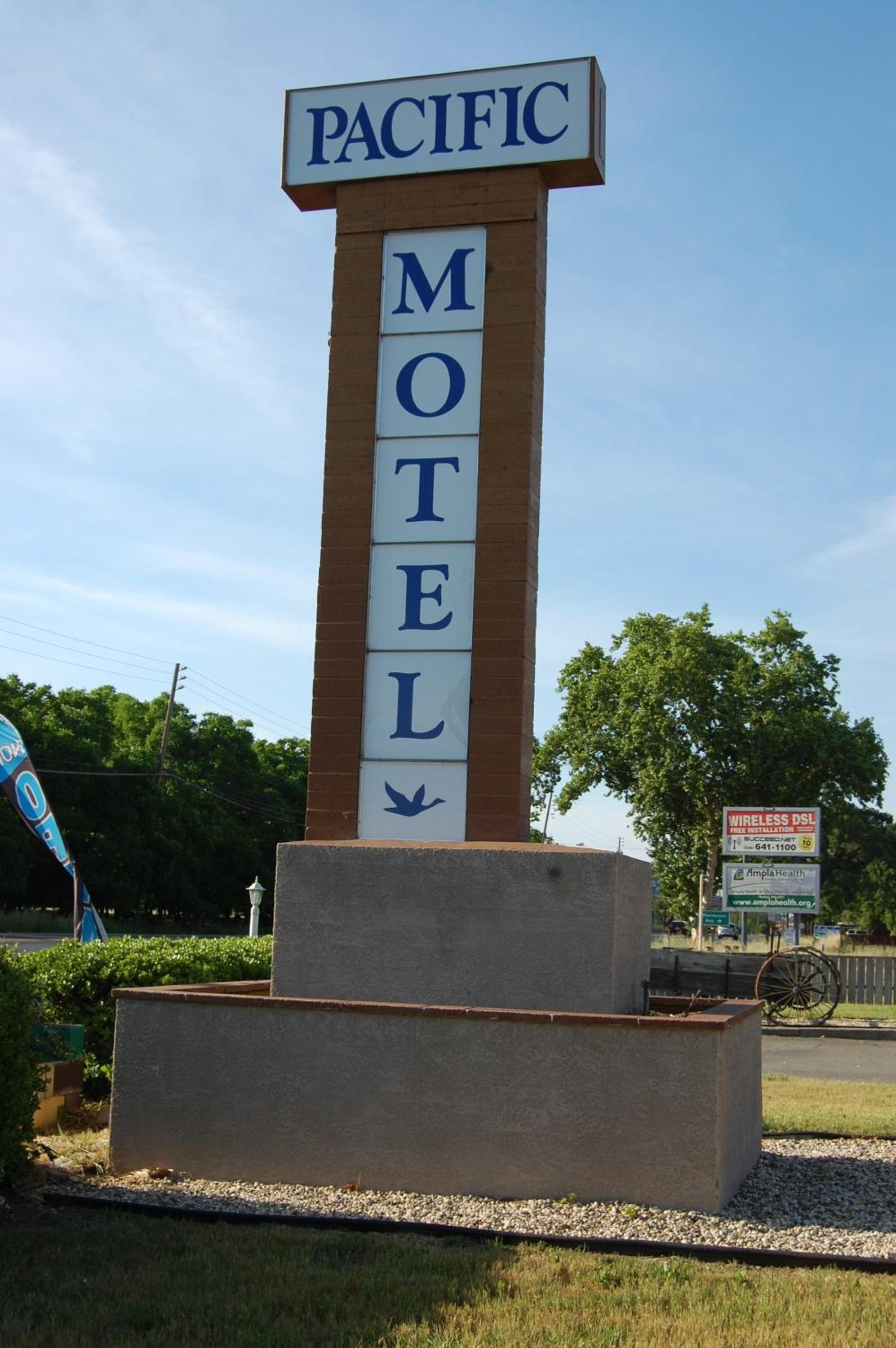 Pacific Motel