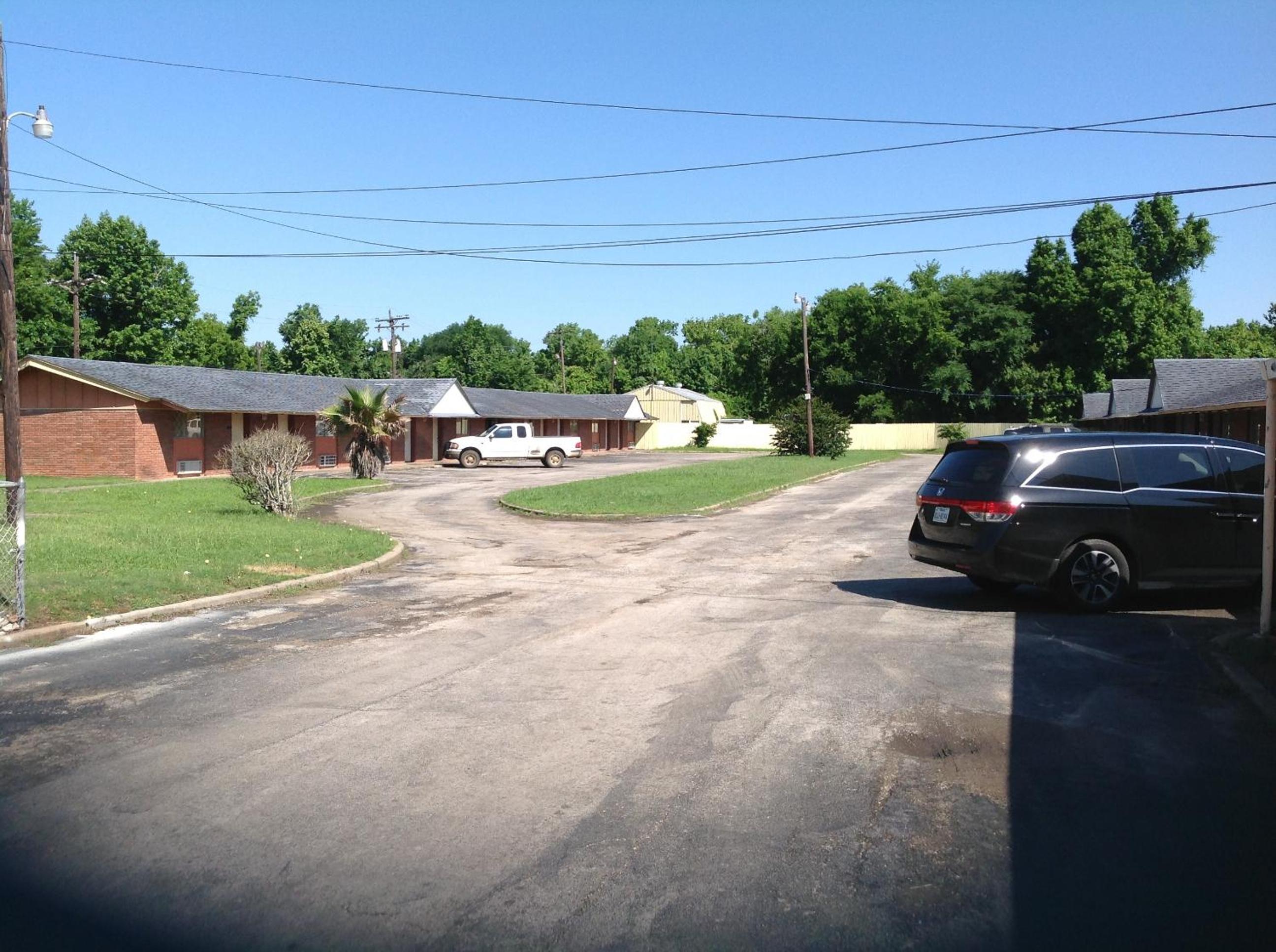 Summit Inn - Dayton