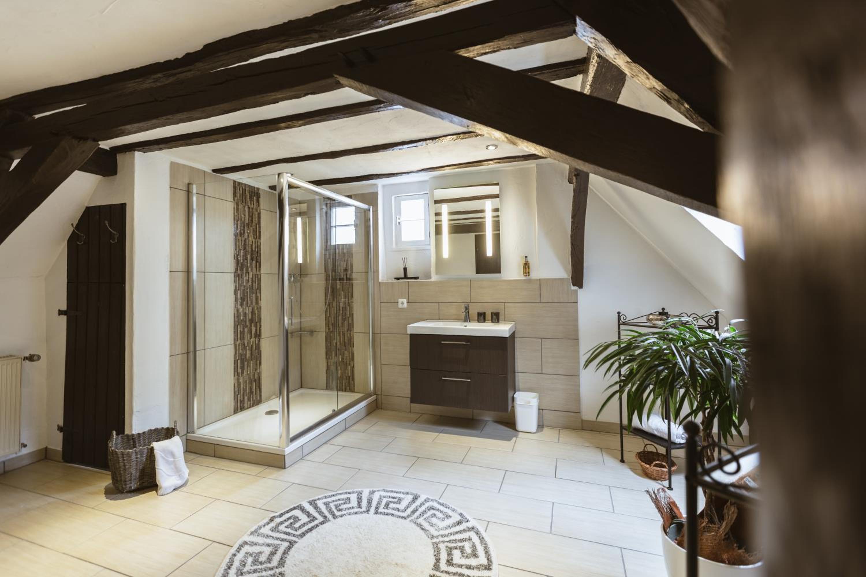 Seminarhaus Heim Retreat, Fachwerkhaus von 1451, Yoga, Naturgarten für 10 Personen